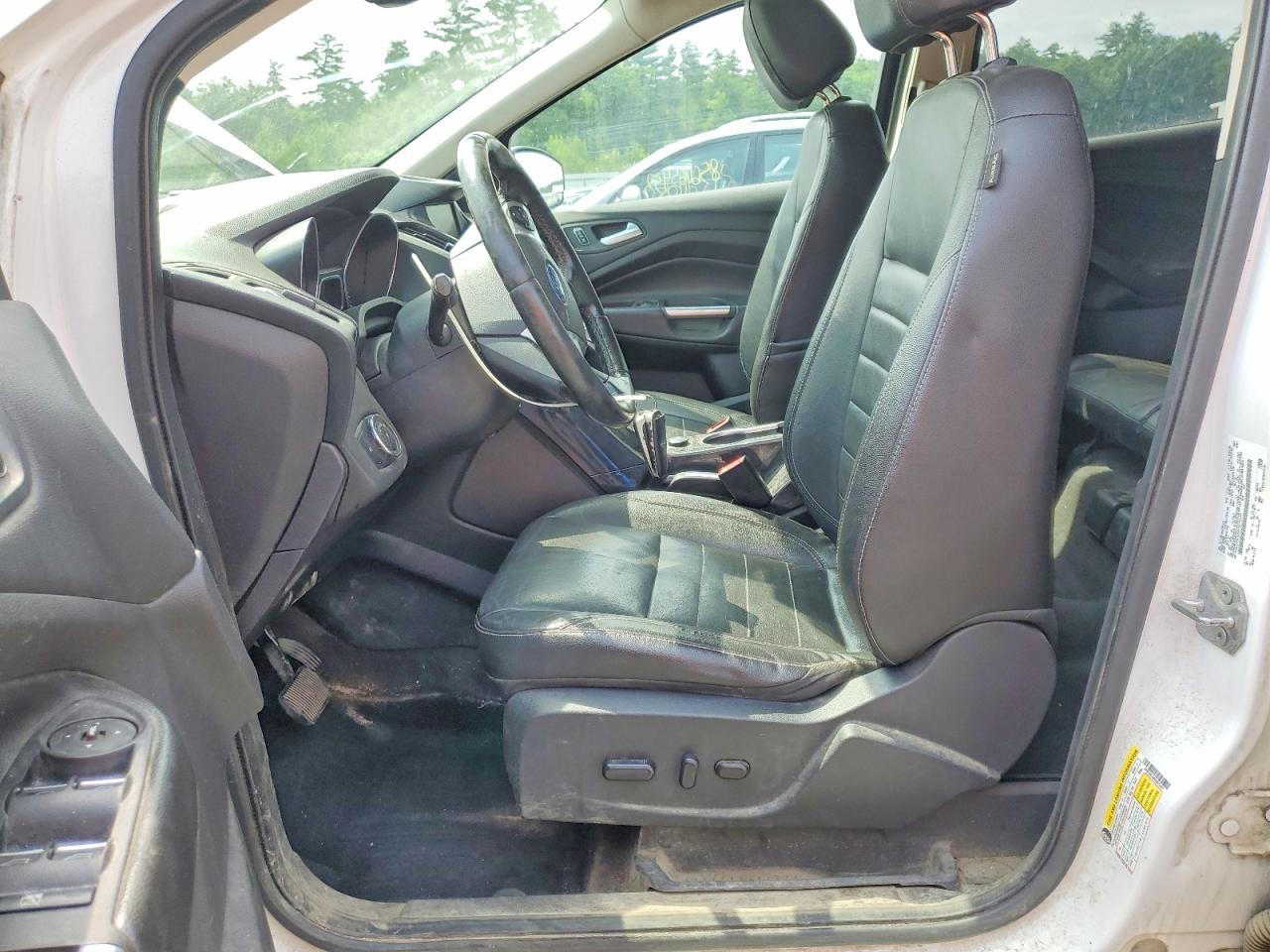 2014 Ford Escape Titanium White vin: 1FMCU9J90EUB75427