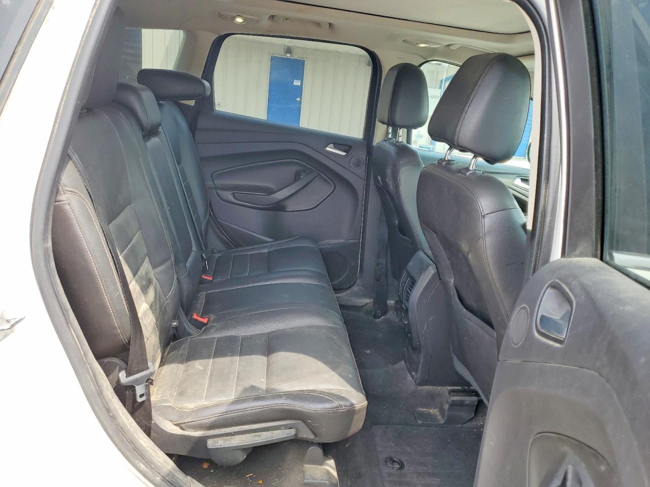 2014 Ford Escape Titanium White vin: 1FMCU9J90EUB75427