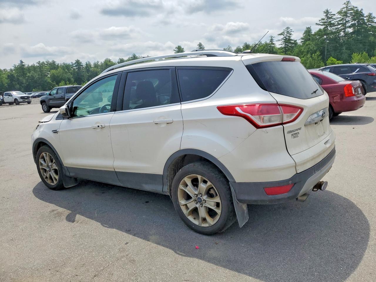 2014 Ford Escape Titanium White vin: 1FMCU9J90EUB75427