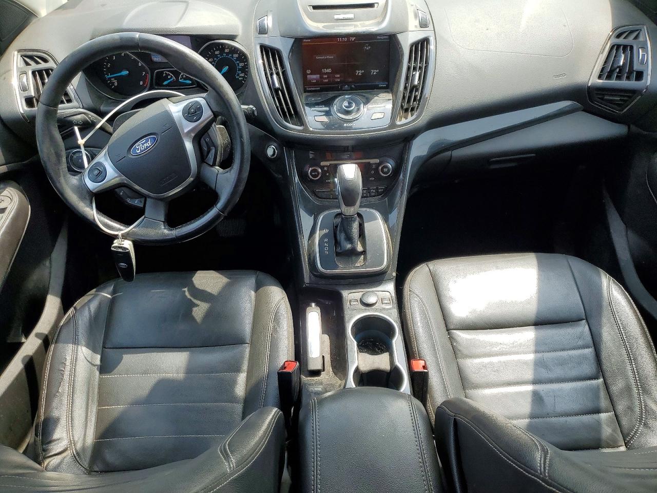 2014 Ford Escape Titanium White vin: 1FMCU9J90EUB75427