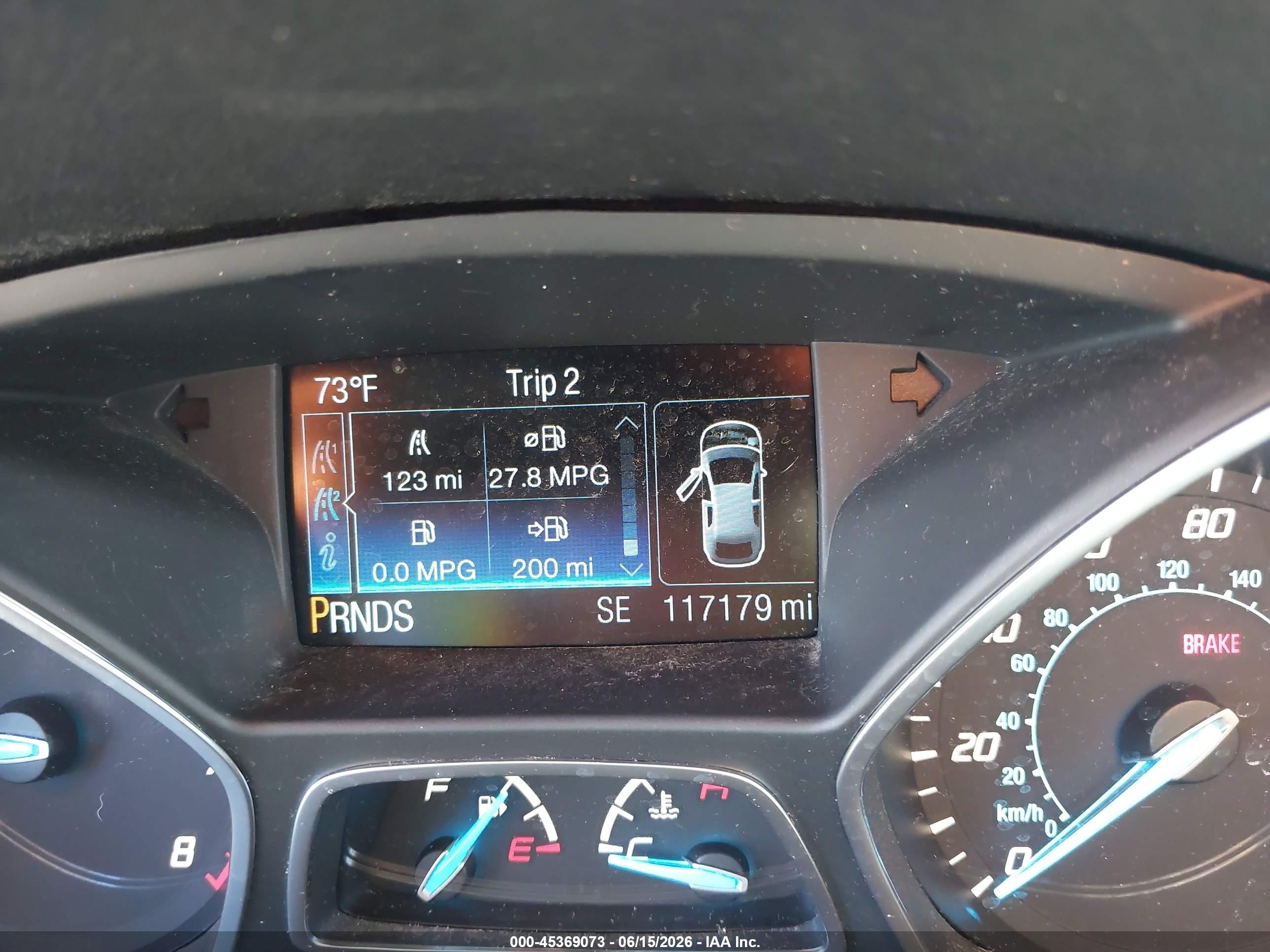 2015 Ford Escape Titanium White vin: 1FMCU9J90FUA98320