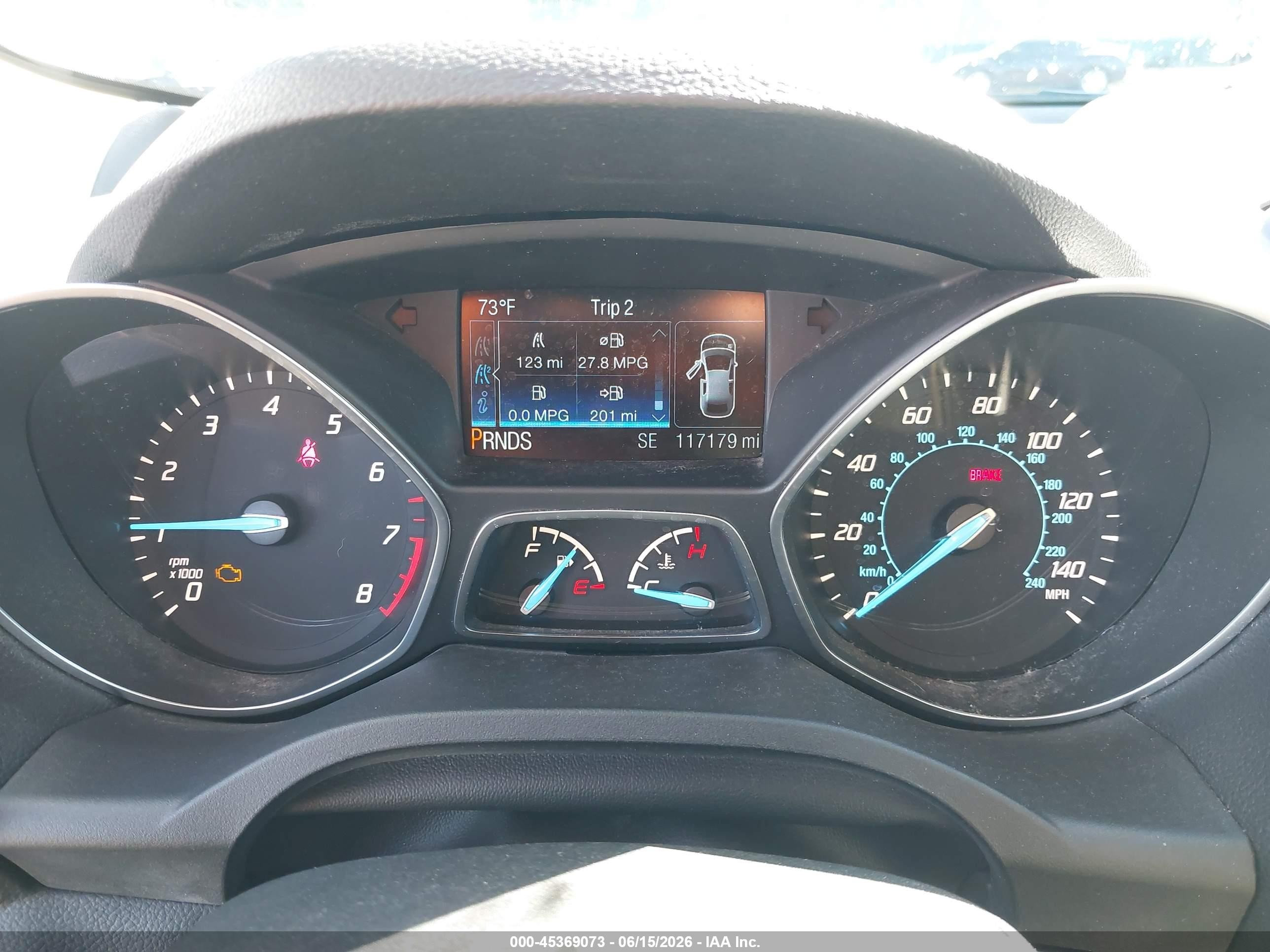 2015 Ford Escape Titanium White vin: 1FMCU9J90FUA98320