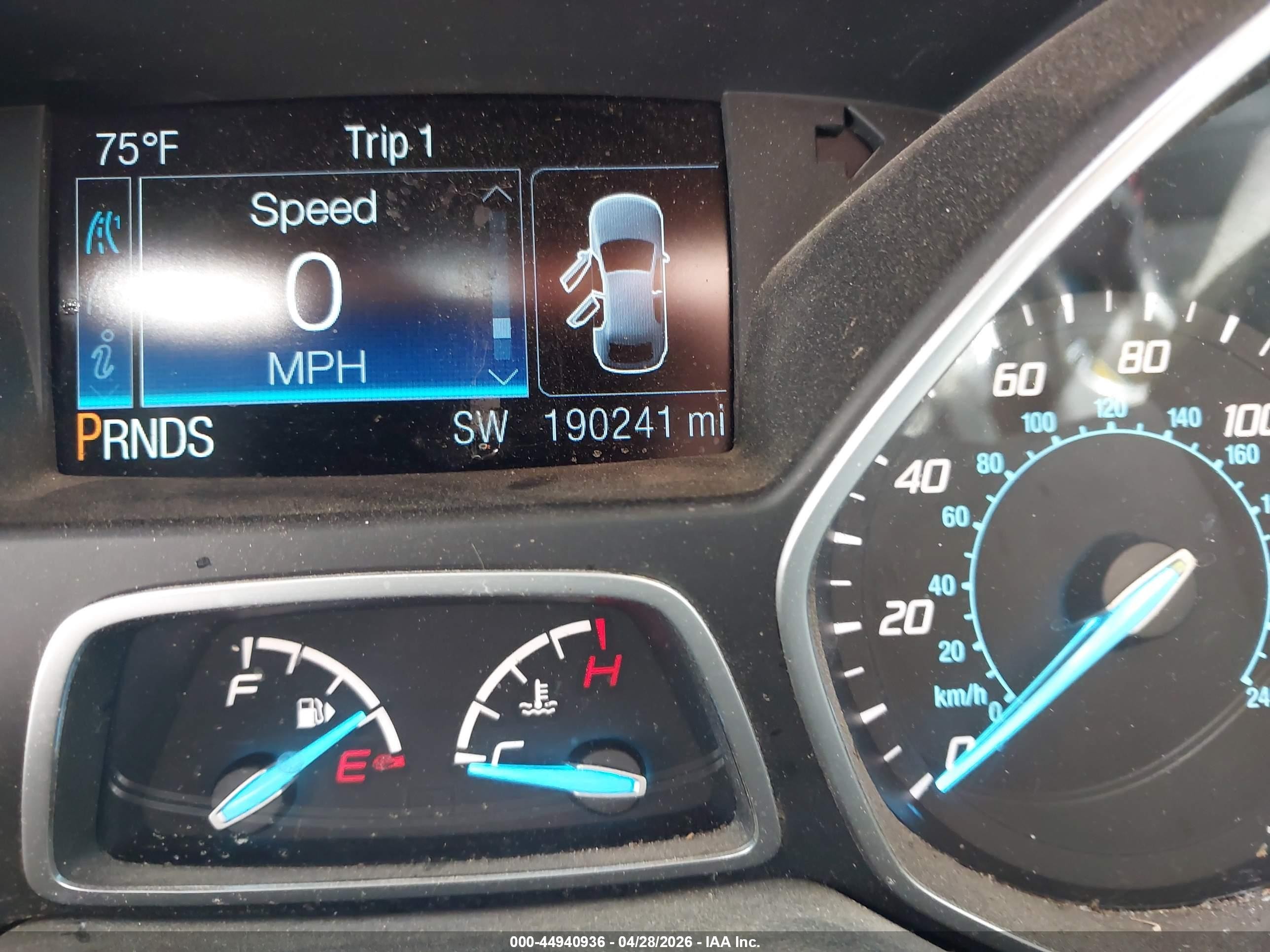 2015 Ford Escape Titanium White vin: 1FMCU9J90FUB12040