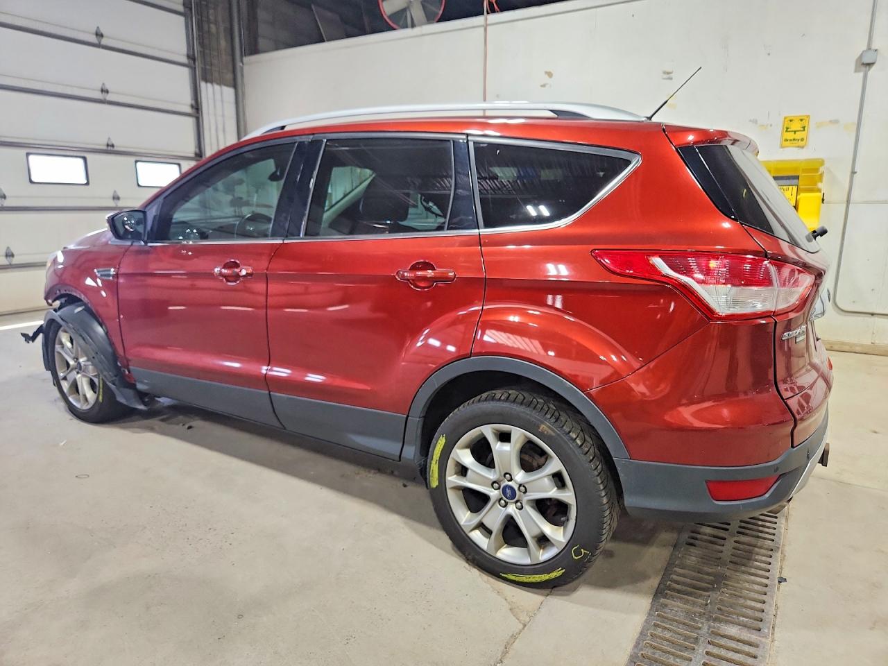 2015 Ford Escape Titanium Maroon vin: 1FMCU9J90FUB62422