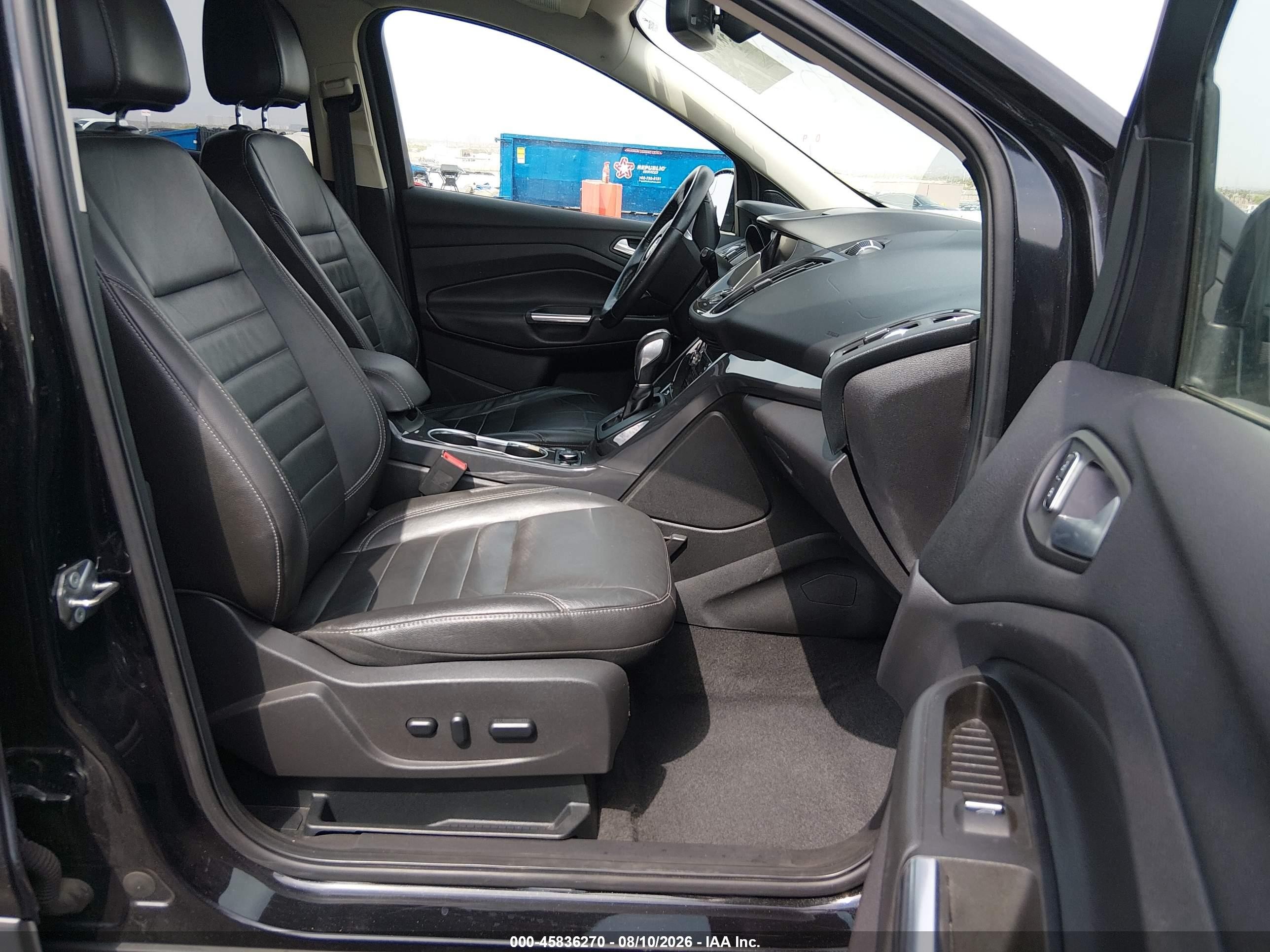 2015 Ford Escape Titanium Black vin: 1FMCU9J90FUB96070