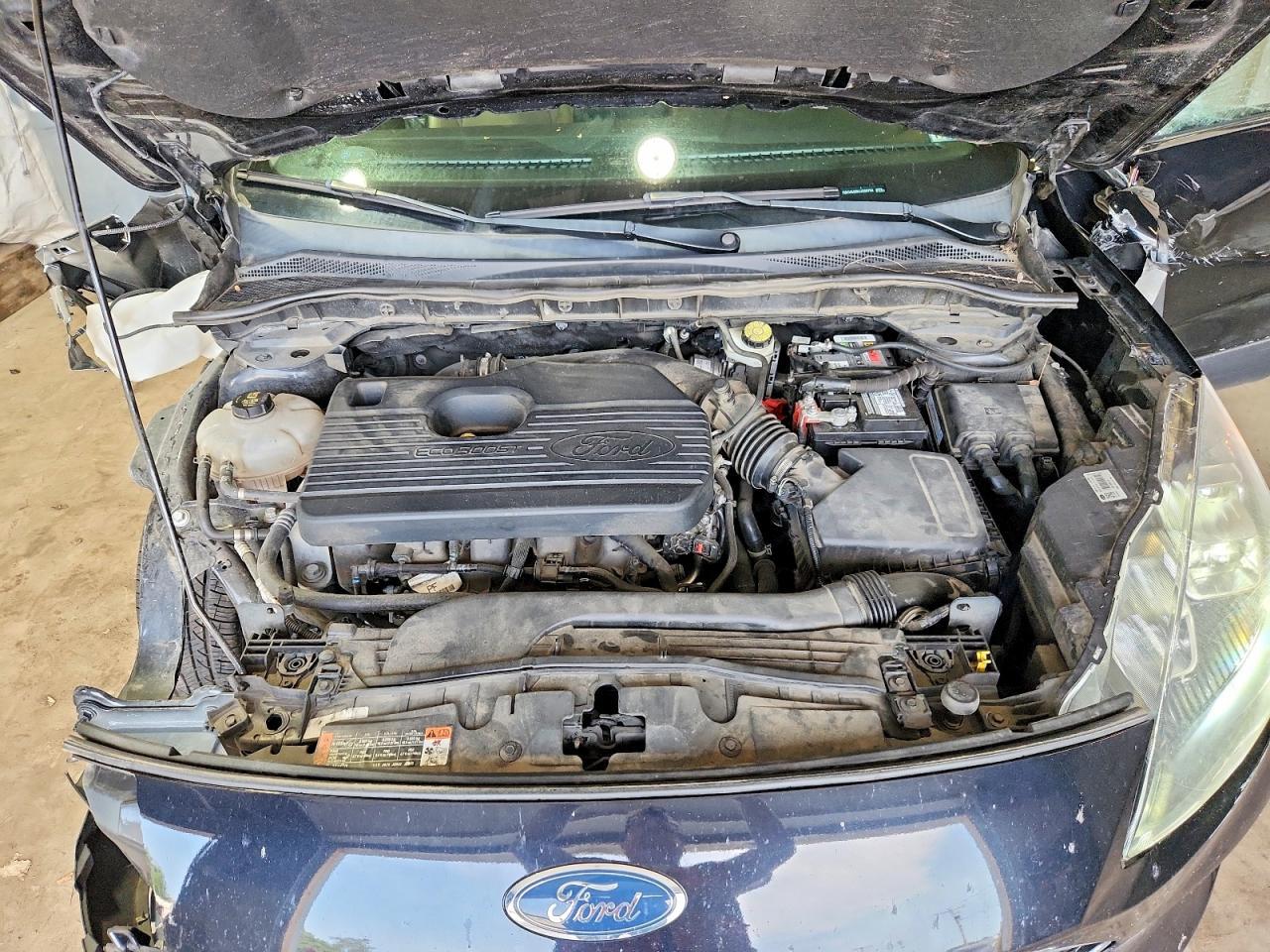 2020 Ford Escape Titanium Black vin: 1FMCU9J90LUA58704