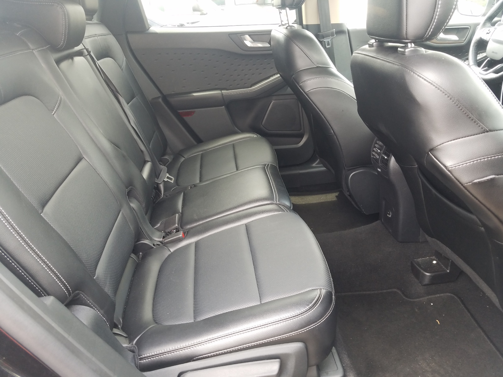 2020 Ford Escape Titanium Black vin: 1FMCU9J90LUB20344