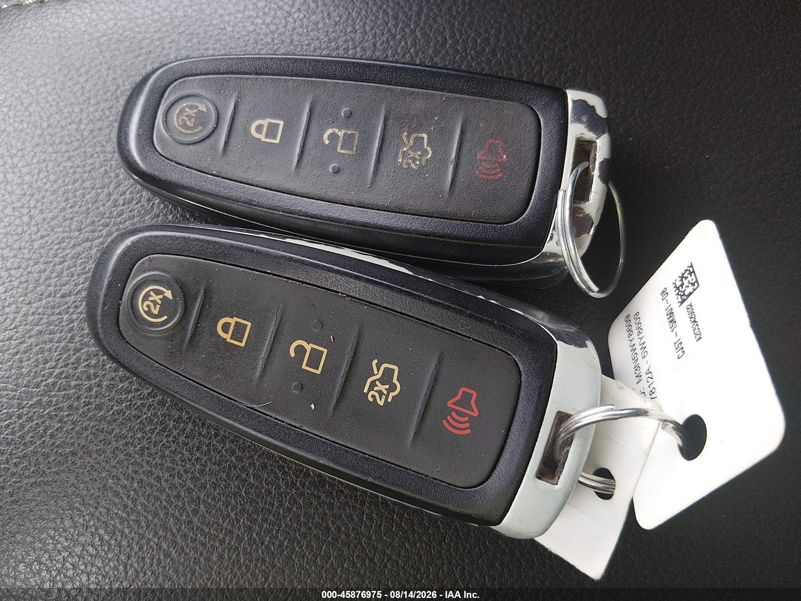 2013 Ford Escape Titanium White vin: 1FMCU9J91DUA52086