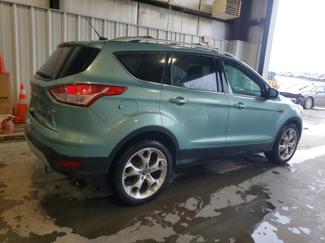 2013 Ford Escape Titanium Turquoise vin: 1FMCU9J91DUC66253