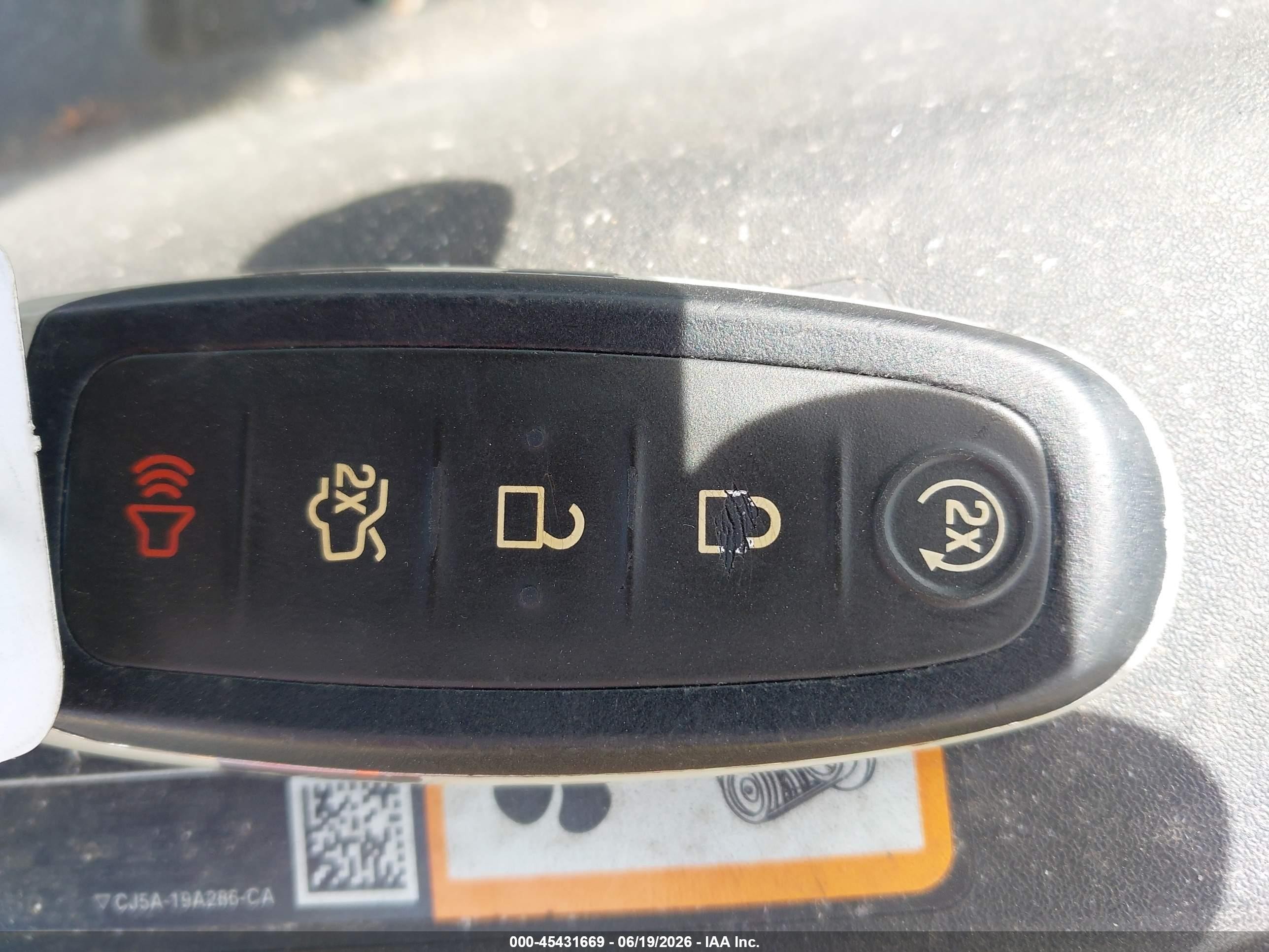 2013 Ford Escape Titanium Blue vin: 1FMCU9J91DUD16360