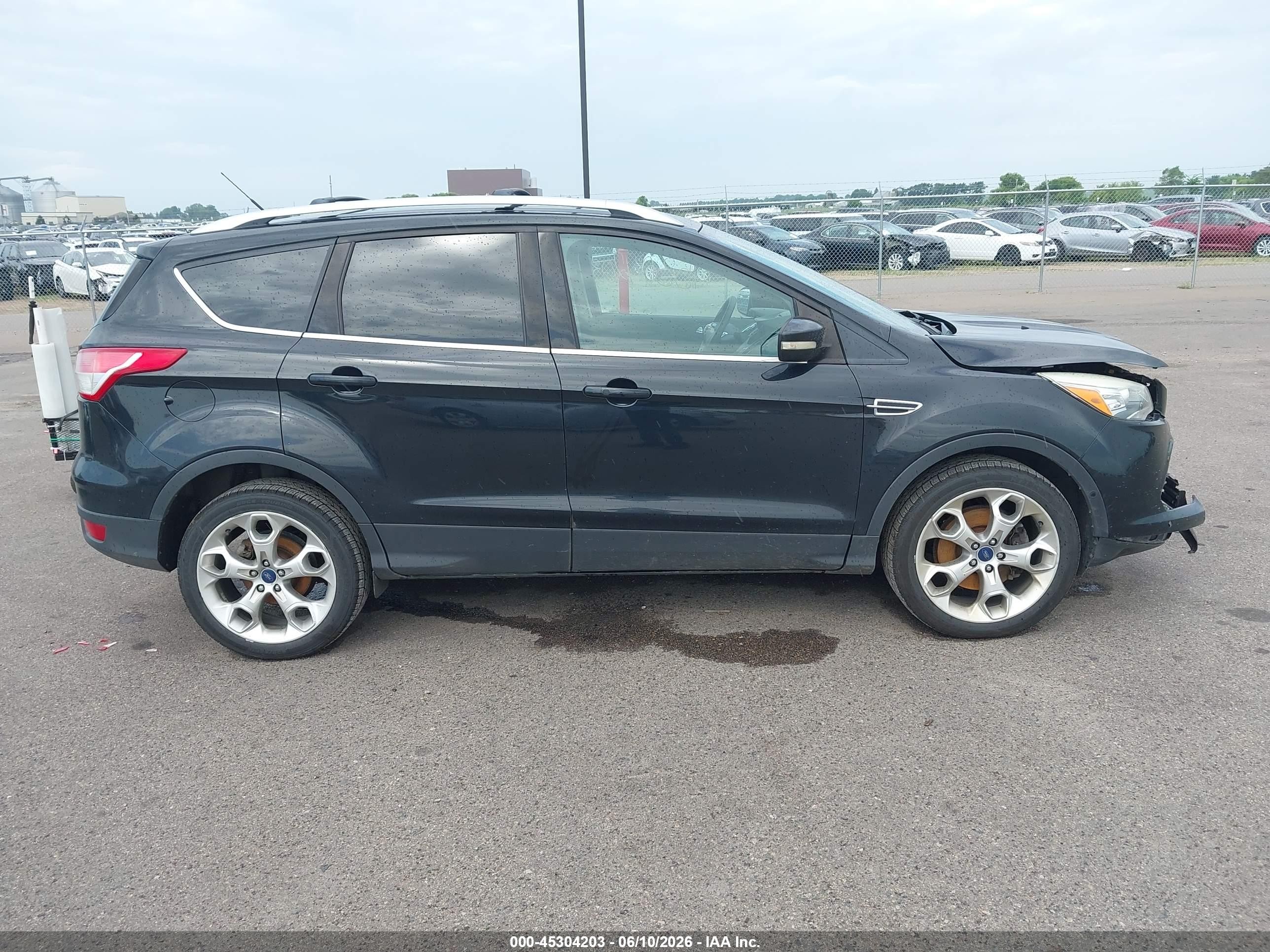 2013 Ford Escape Titanium Black vin: 1FMCU9J91DUD54512