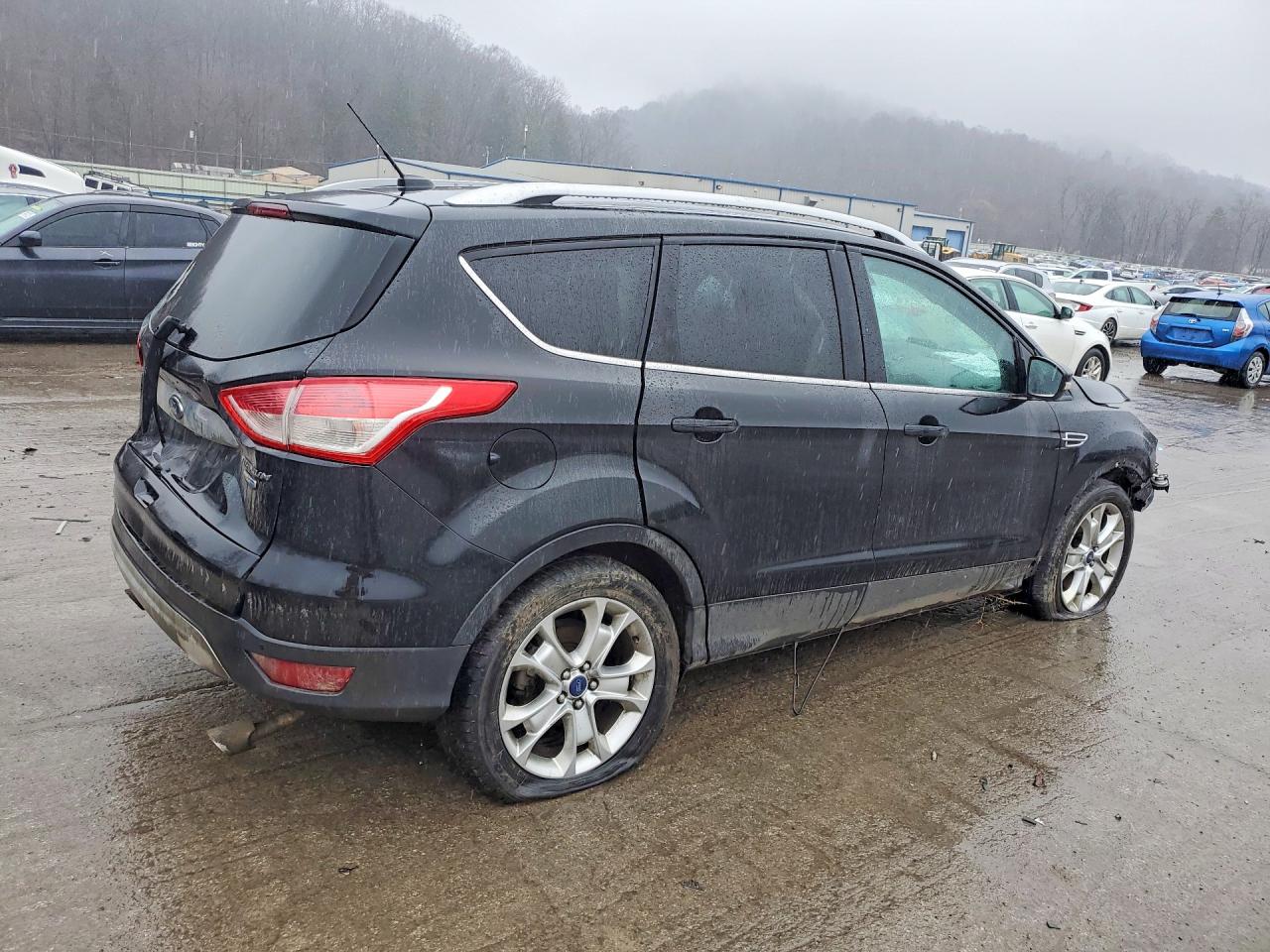 2014 Ford Escape Titanium Black vin: 1FMCU9J91EUA75935