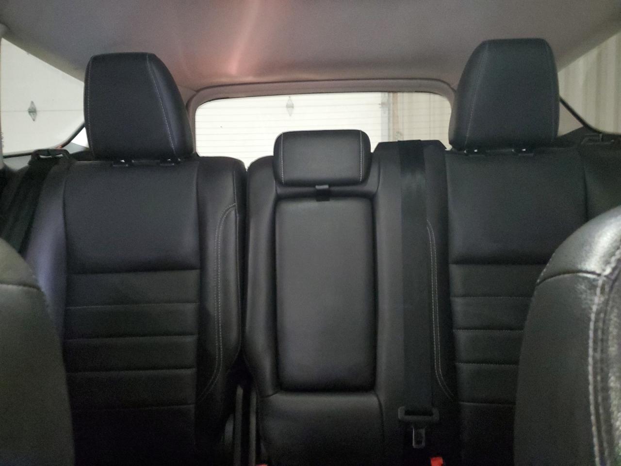 2014 Ford Escape Titanium White vin: 1FMCU9J91EUA90788