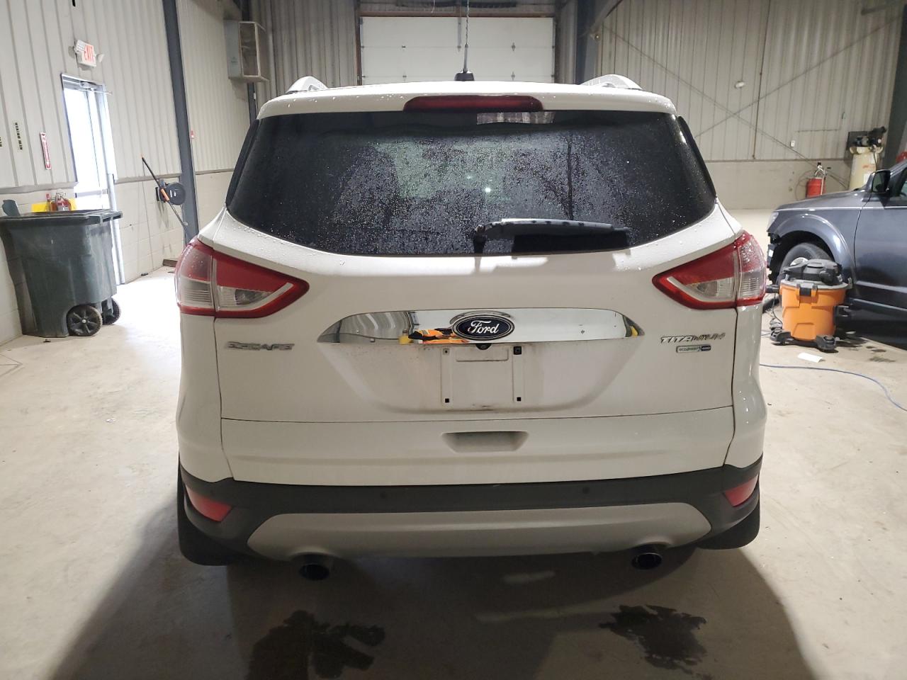 2014 Ford Escape Titanium White vin: 1FMCU9J91EUA90788