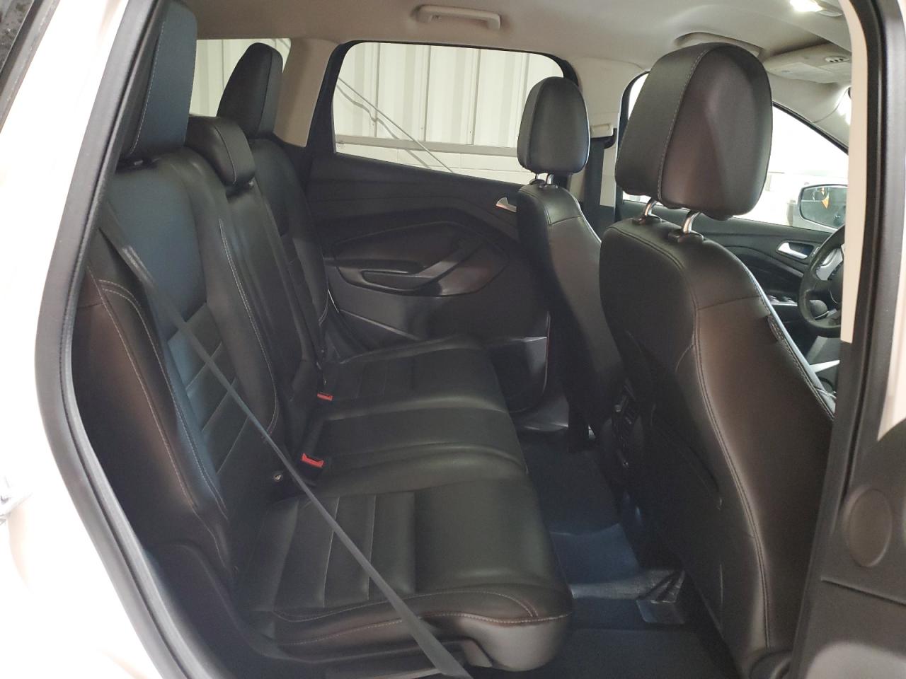 2014 Ford Escape Titanium White vin: 1FMCU9J91EUA90788