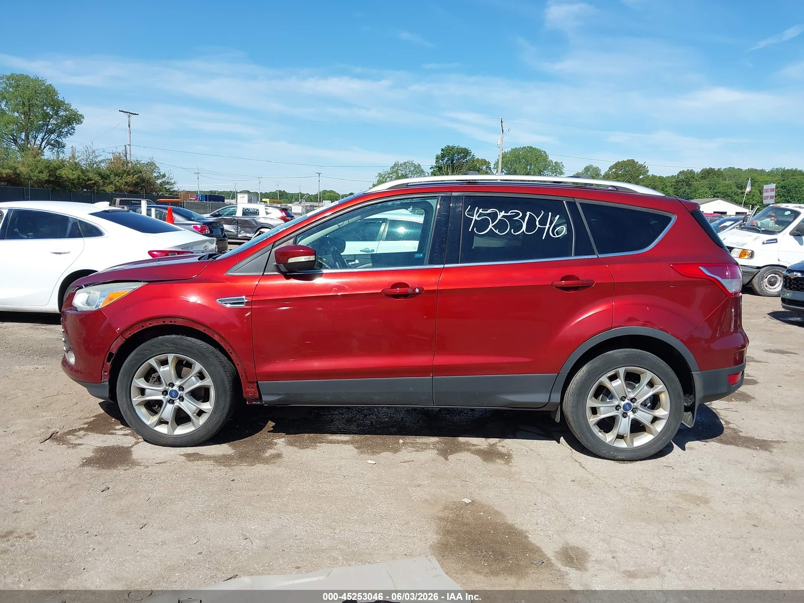 2014 Ford Escape Titanium Red vin: 1FMCU9J91EUB13454