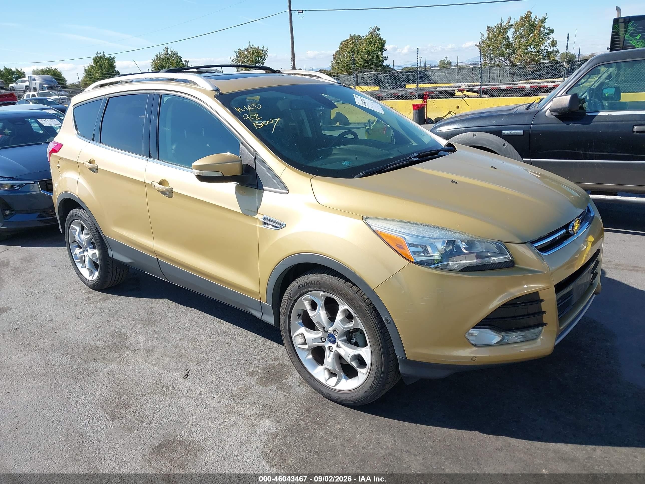 2014 Ford Escape Titanium Gold vin: 1FMCU9J91EUB99655