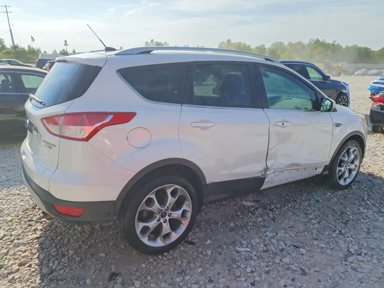 2014 Ford Escape Titanium White vin: 1FMCU9J91EUD23794