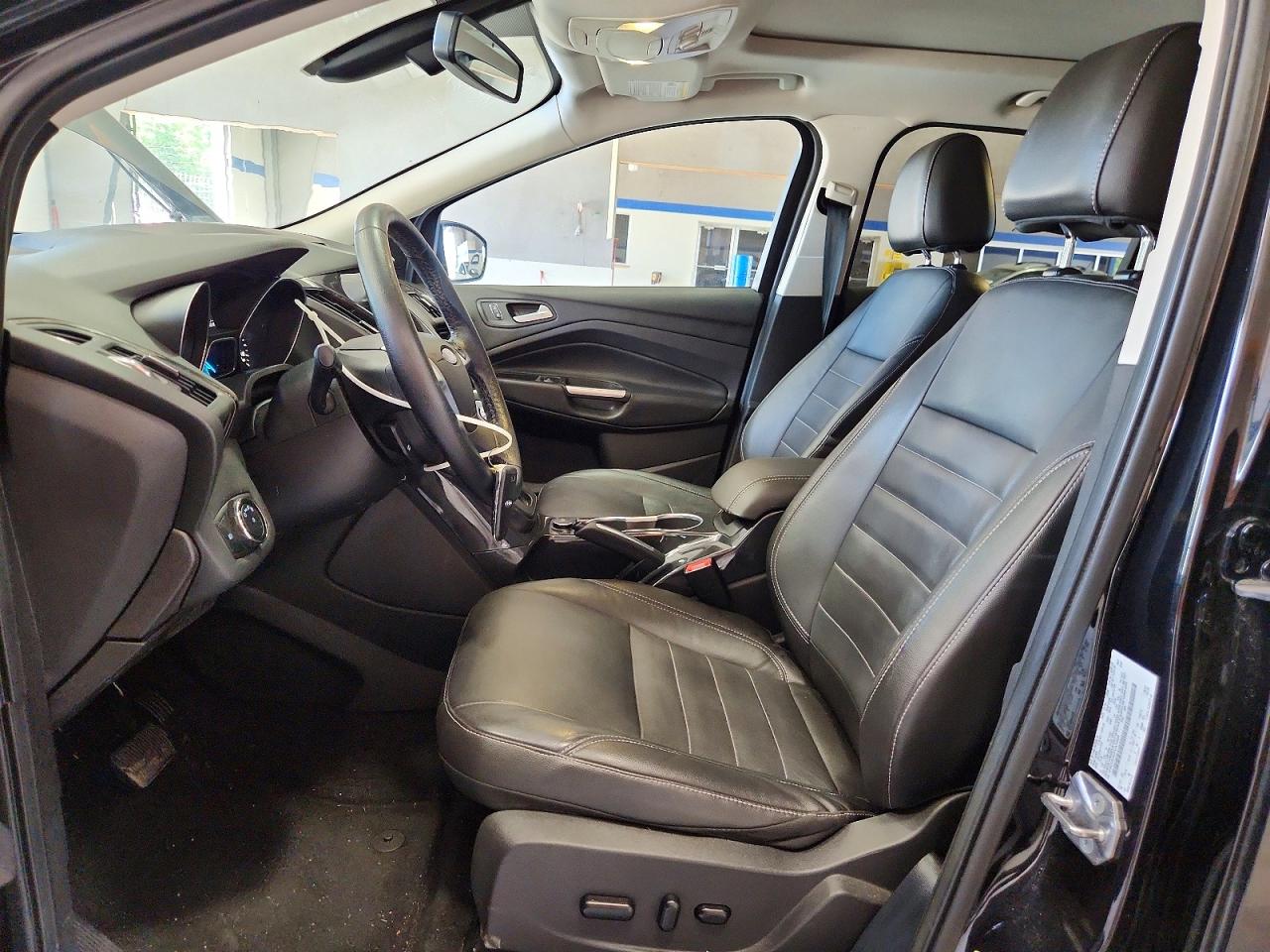 2015 Ford Escape Titanium Black vin: 1FMCU9J91FUA72566