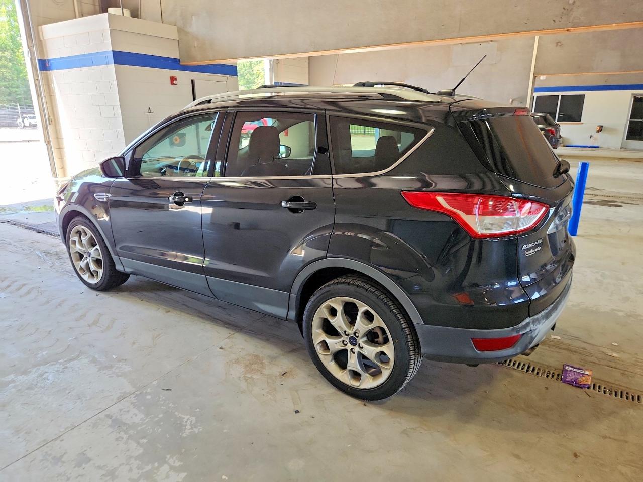 2015 Ford Escape Titanium Black vin: 1FMCU9J91FUA72566