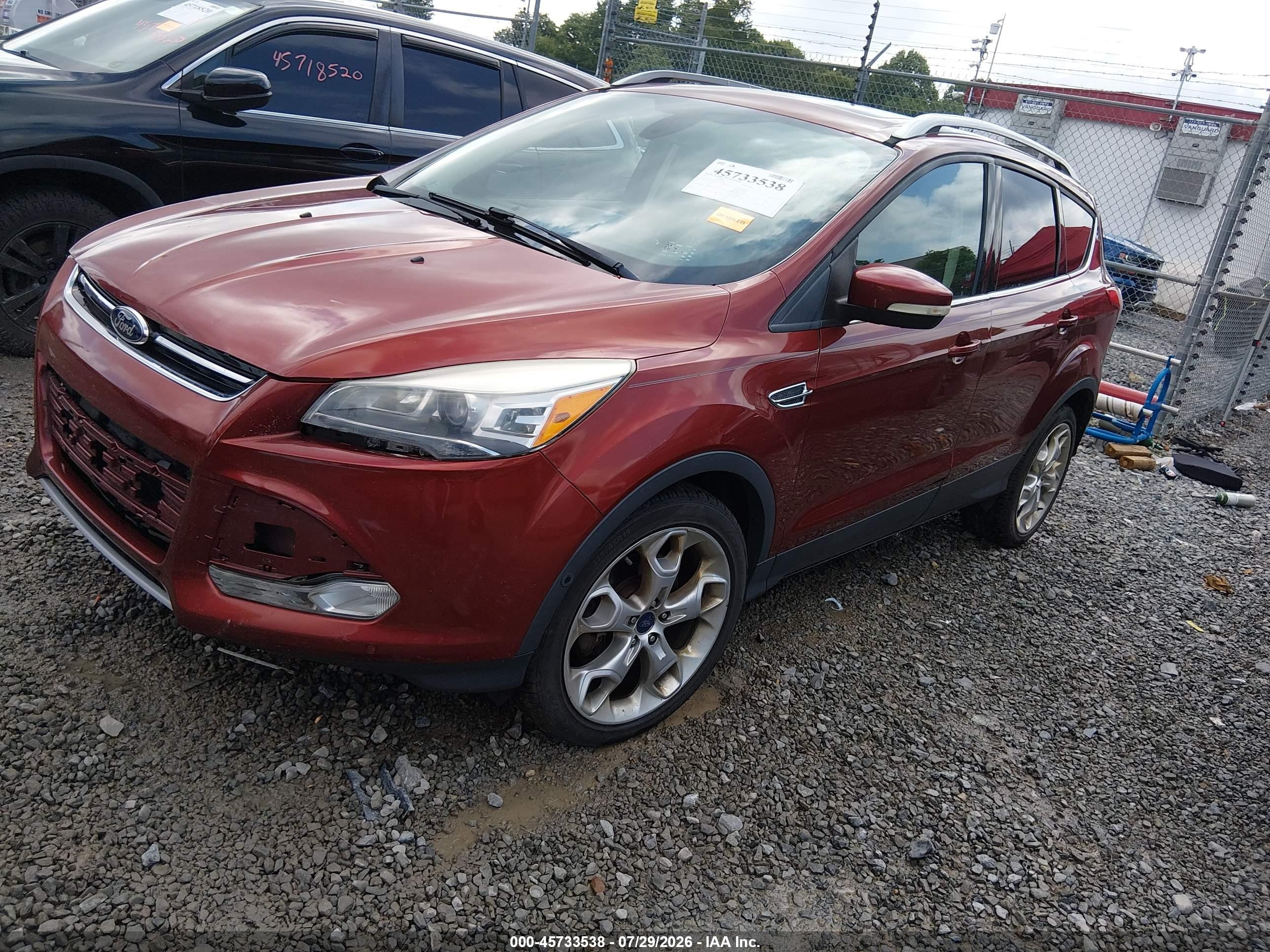 2015 Ford Escape Titanium Красный vin: 1FMCU9J91FUB17943
