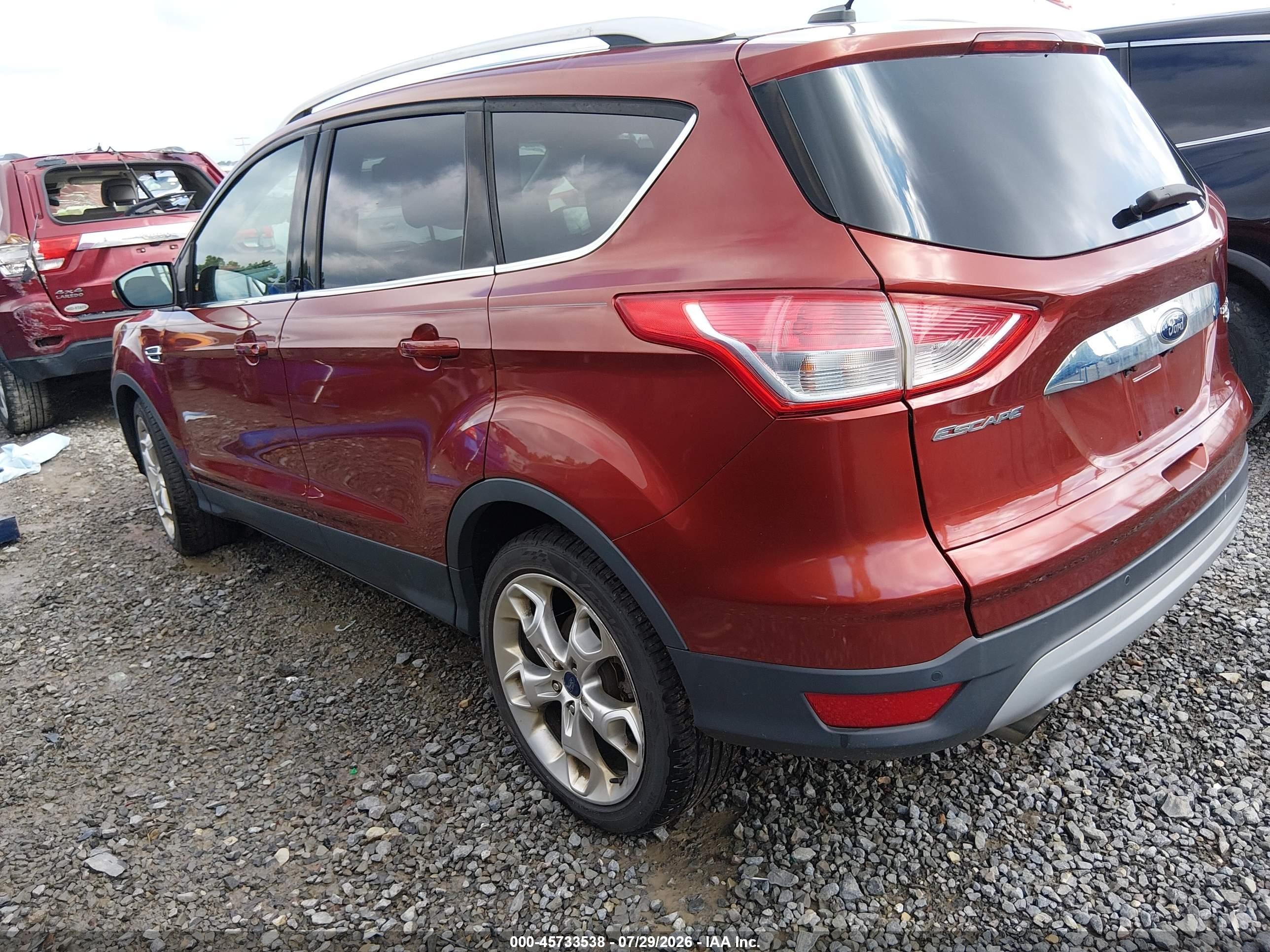 2015 Ford Escape Titanium Красный vin: 1FMCU9J91FUB17943