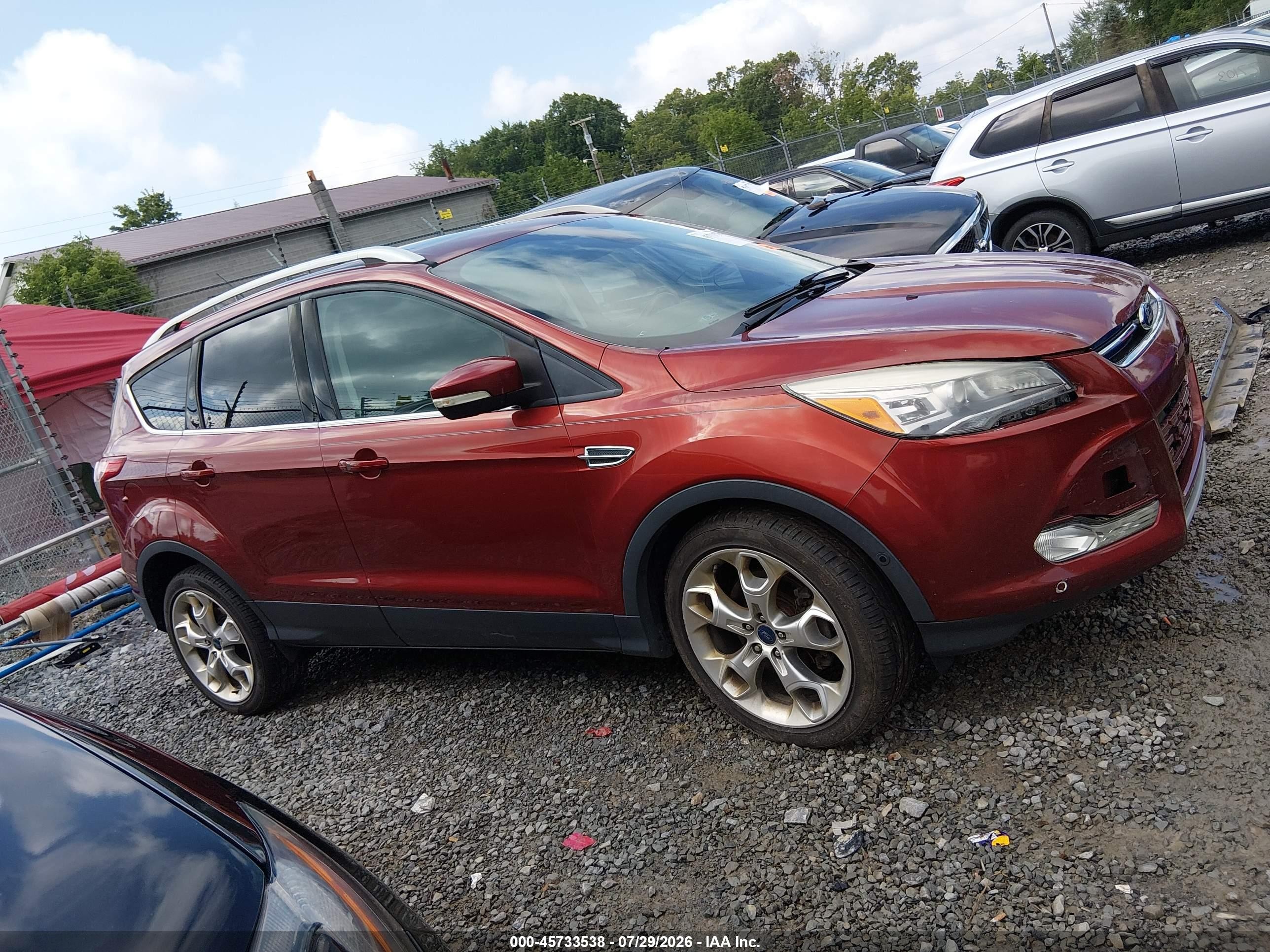 2015 Ford Escape Titanium Красный vin: 1FMCU9J91FUB17943