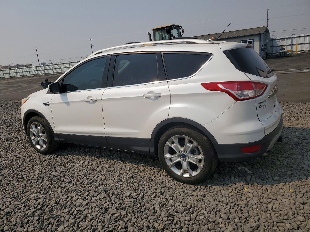 2015 Ford Escape Titanium White vin: 1FMCU9J91FUB50084