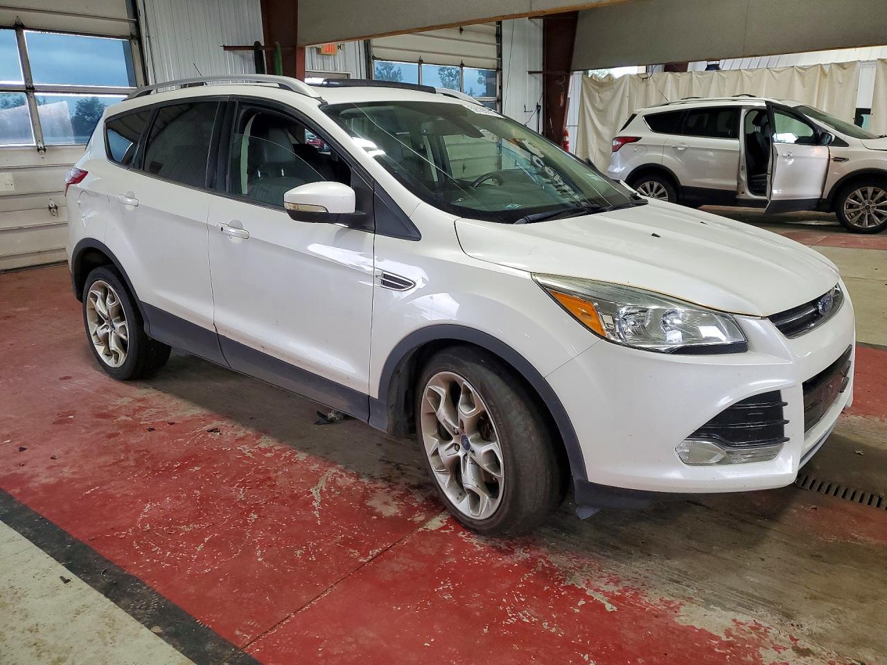 2015 Ford Escape Titanium White vin: 1FMCU9J91FUB53812