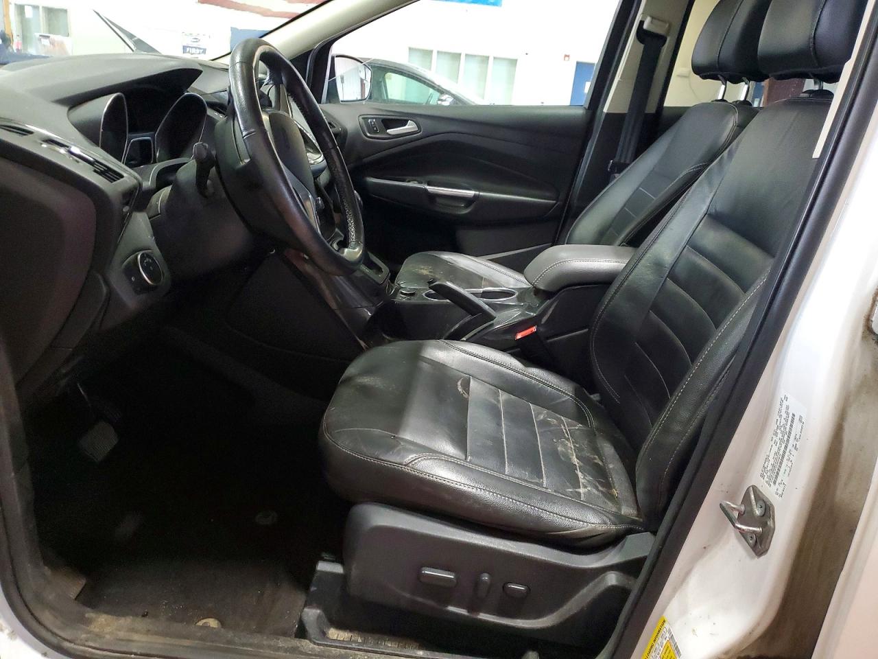 2015 Ford Escape Titanium White vin: 1FMCU9J91FUB53812