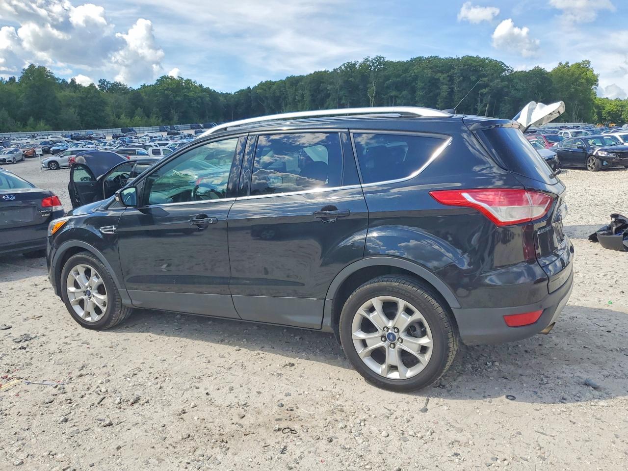 2015 Ford Escape Titanium Black vin: 1FMCU9J91FUB54698