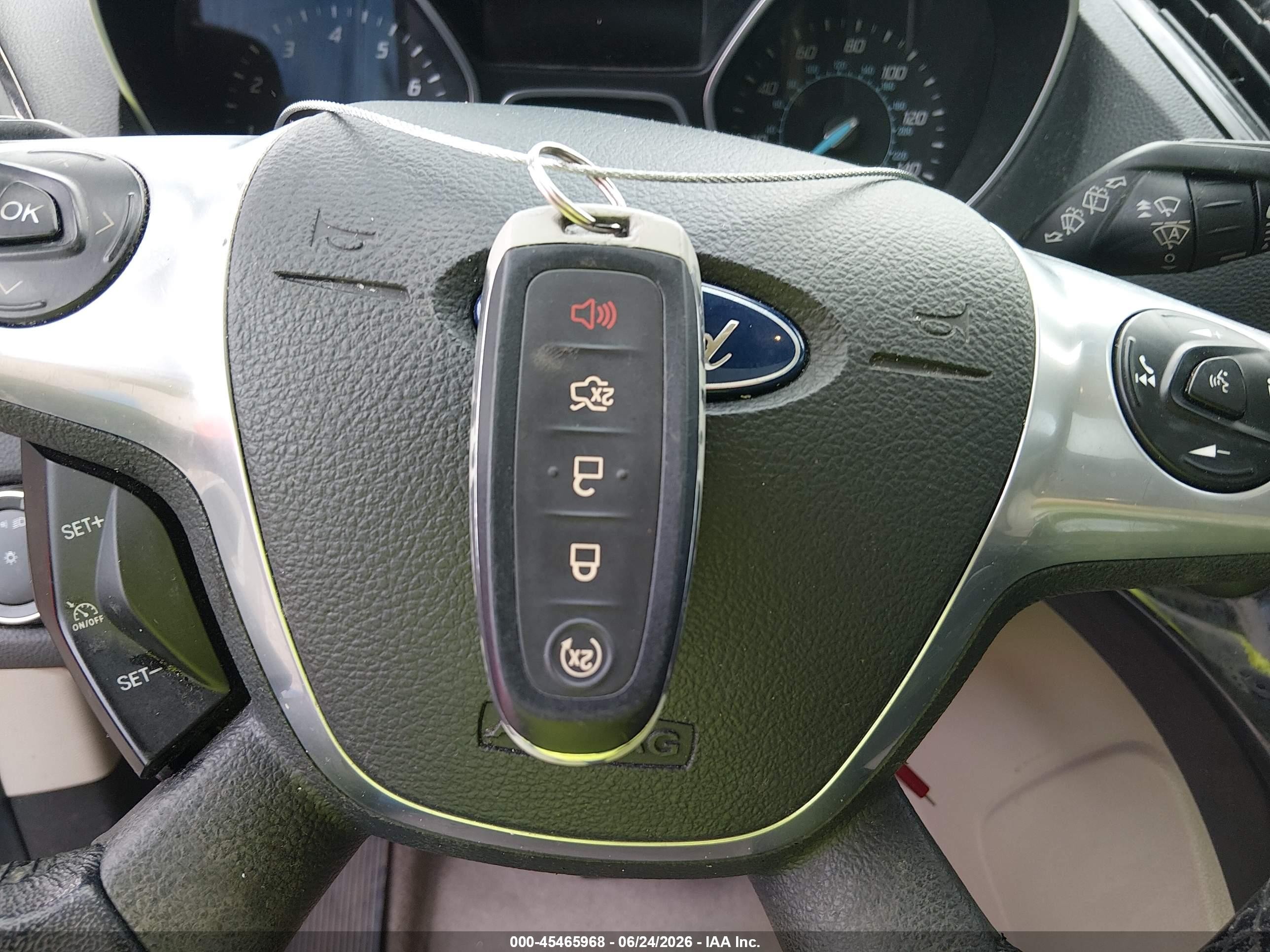 2015 Ford Escape Titanium Красный vin: 1FMCU9J91FUB80847