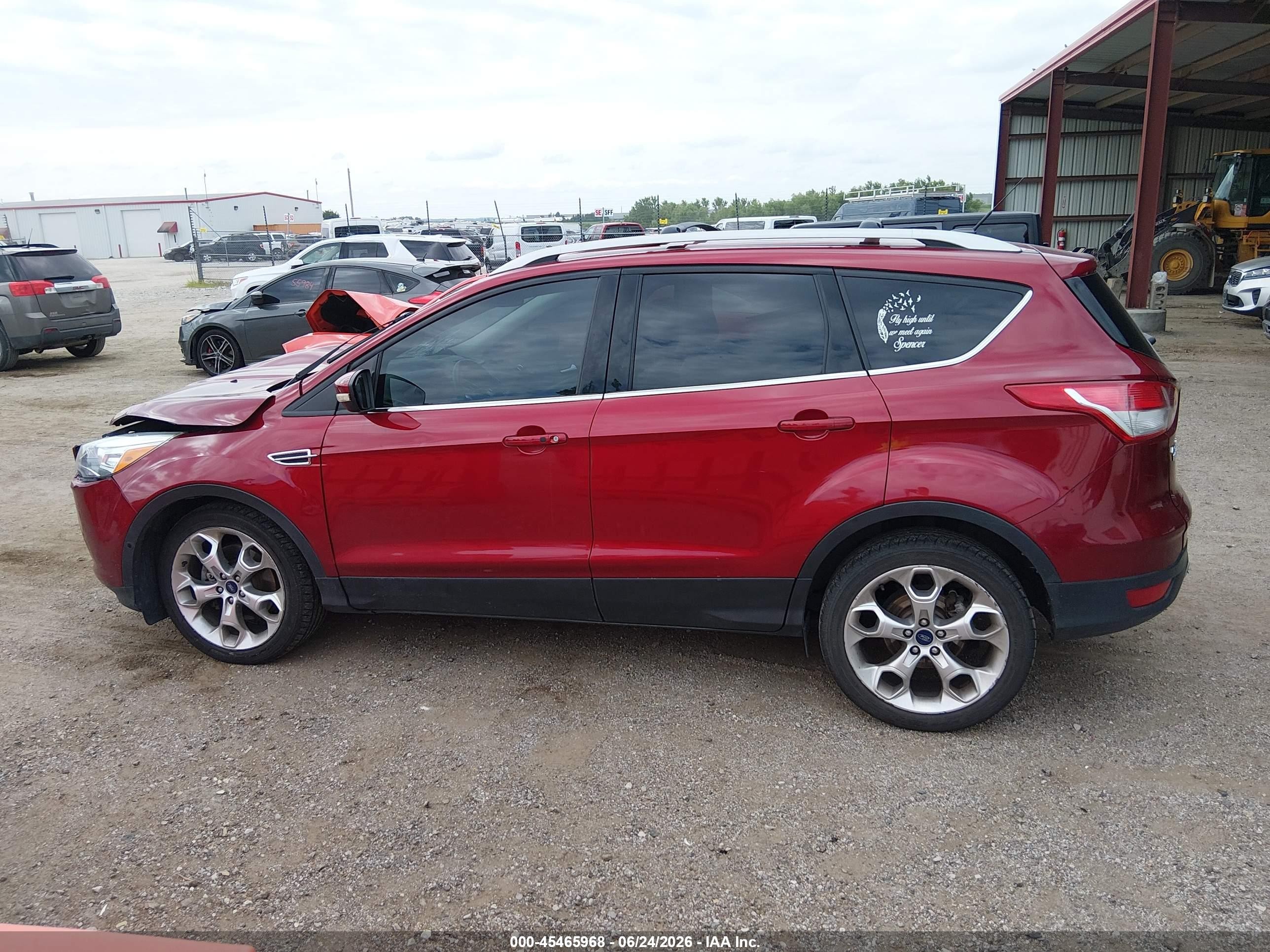 2015 Ford Escape Titanium Красный vin: 1FMCU9J91FUB80847