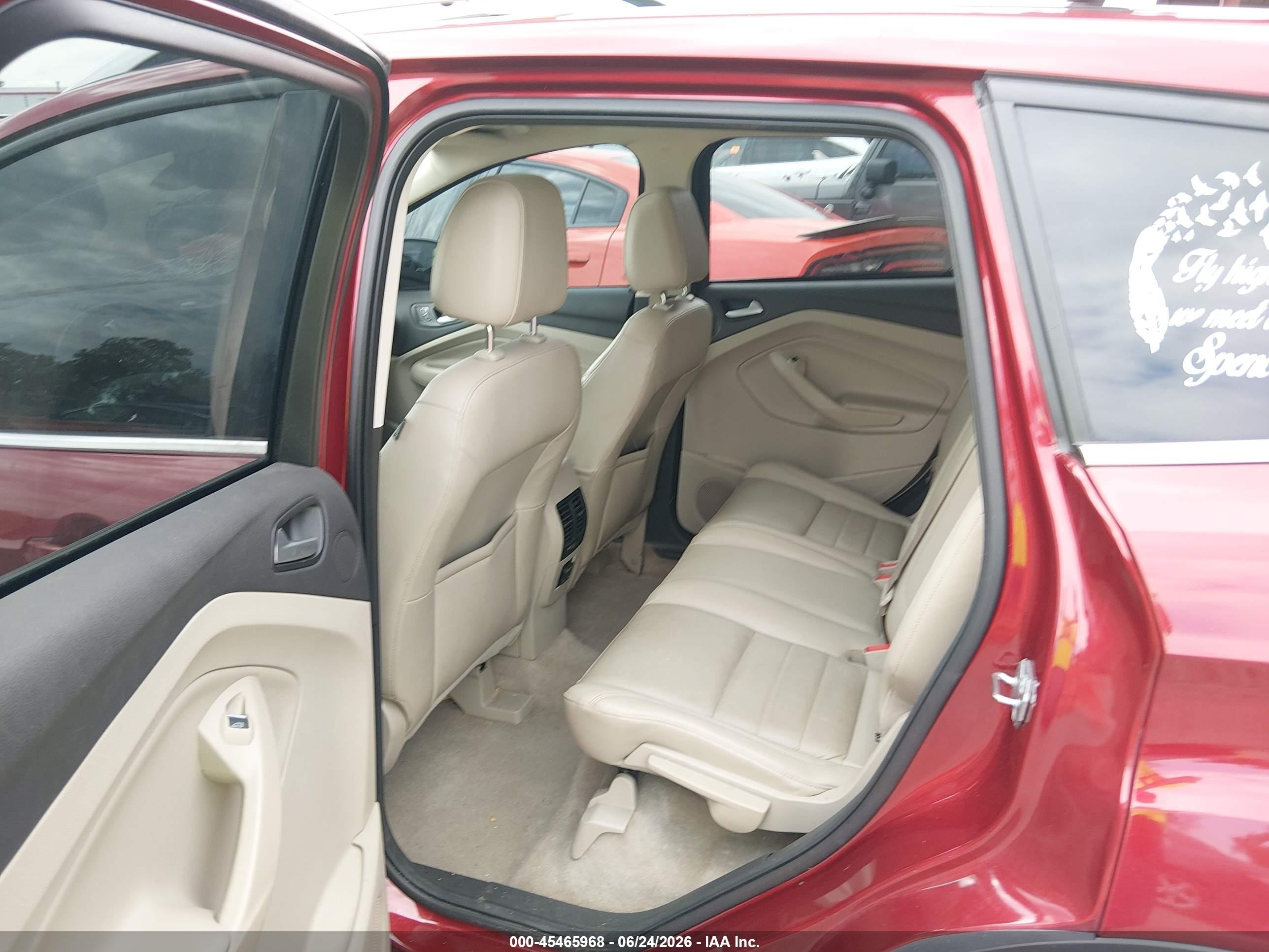 2015 Ford Escape Titanium Красный vin: 1FMCU9J91FUB80847