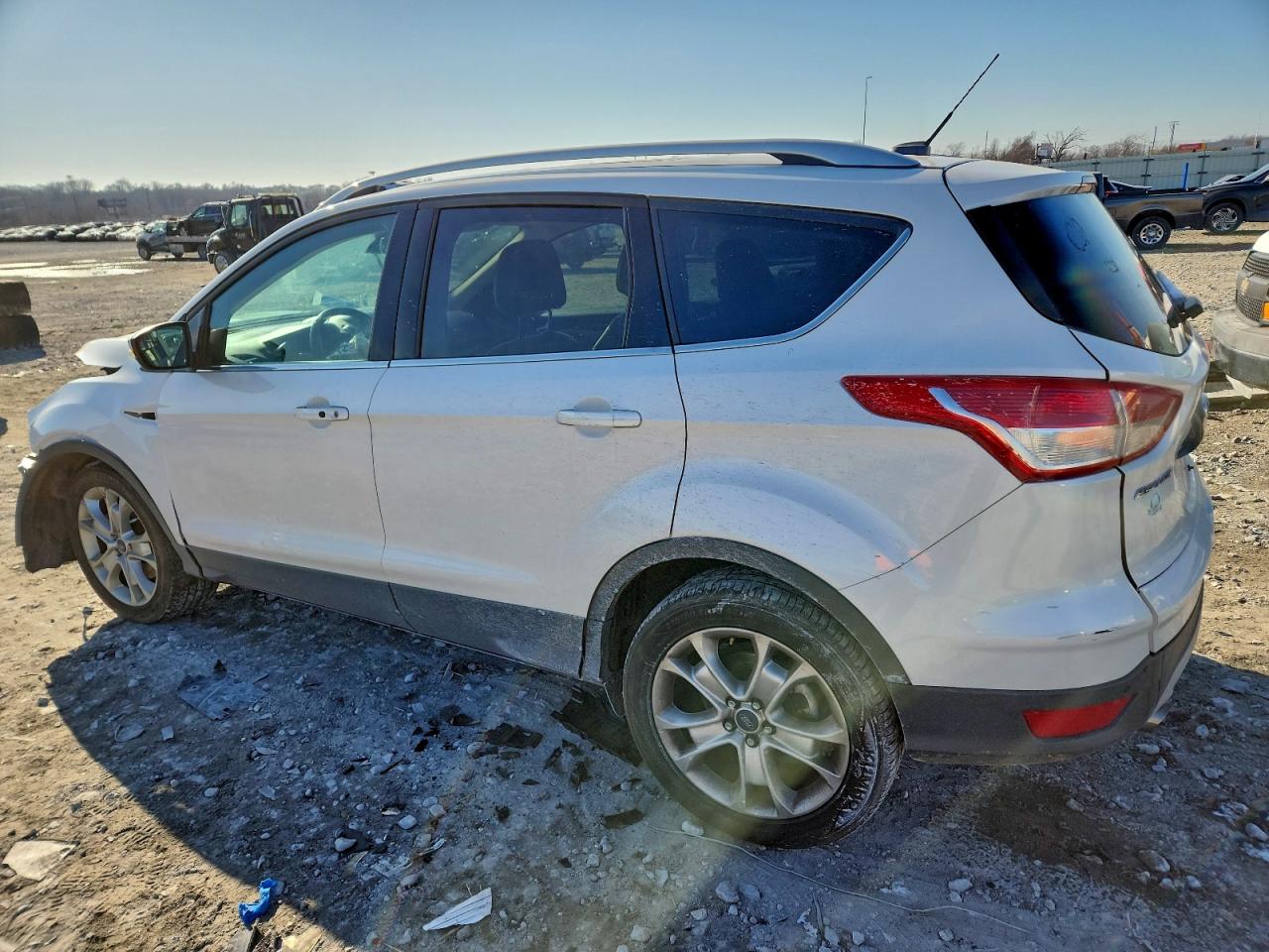 2015 Ford Escape Titanium White vin: 1FMCU9J91FUC40884