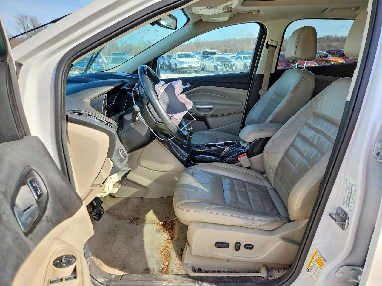 2015 Ford Escape Titanium White vin: 1FMCU9J91FUC40884