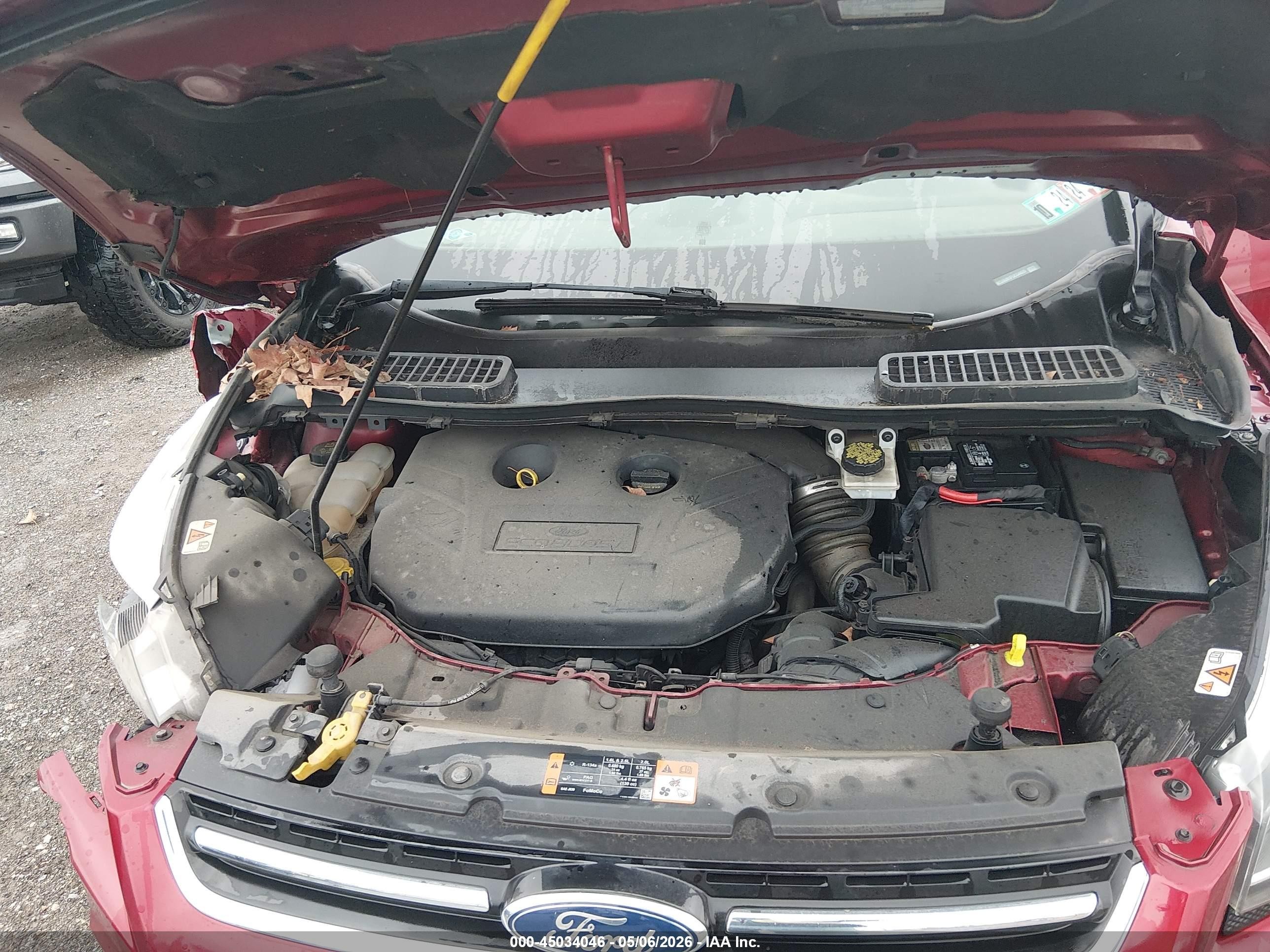 2015 Ford Escape Titanium Красный vin: 1FMCU9J91FUC54820