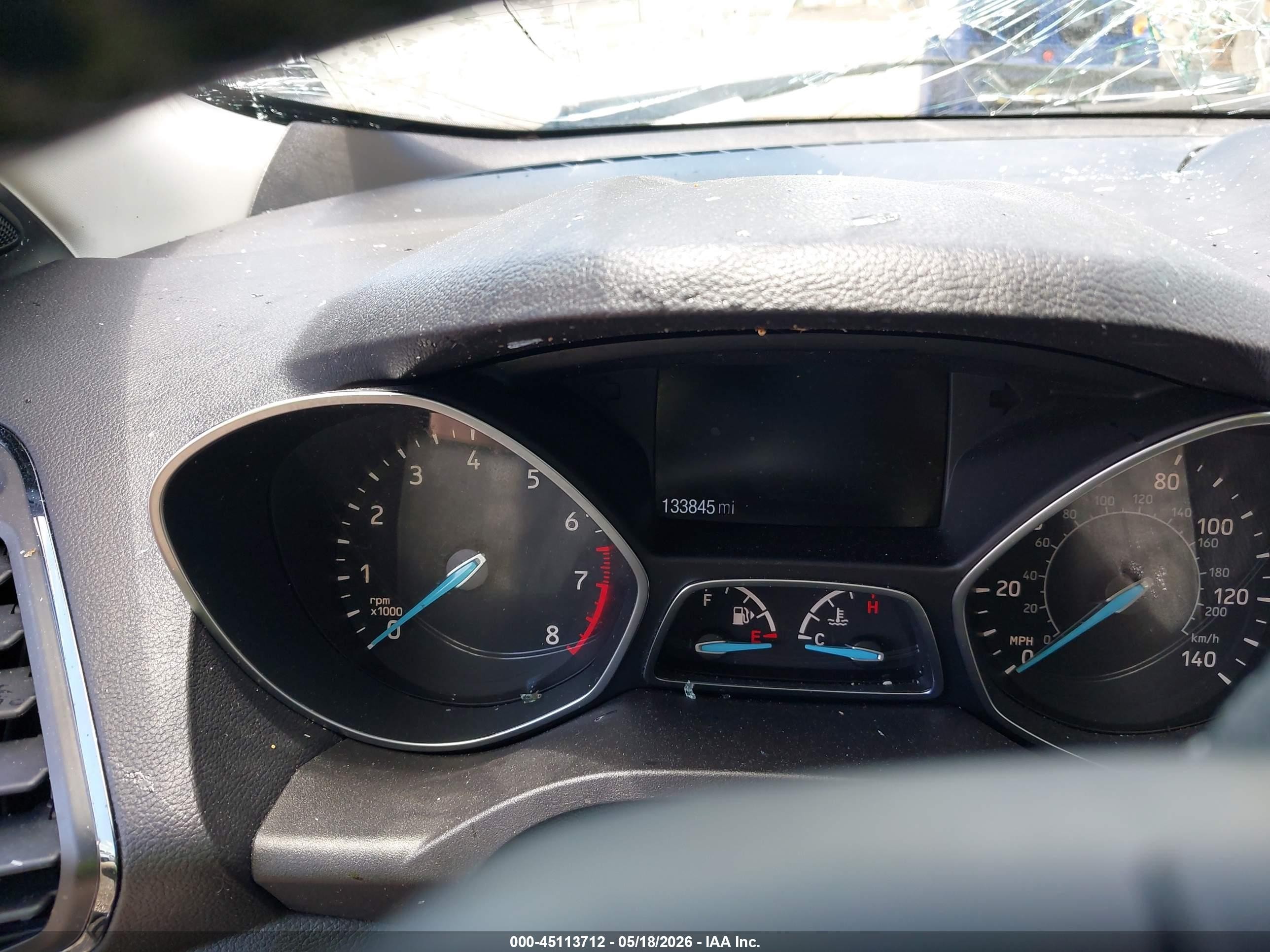 2018 Ford Escape Titanium Beige vin: 1FMCU9J91JUD62055