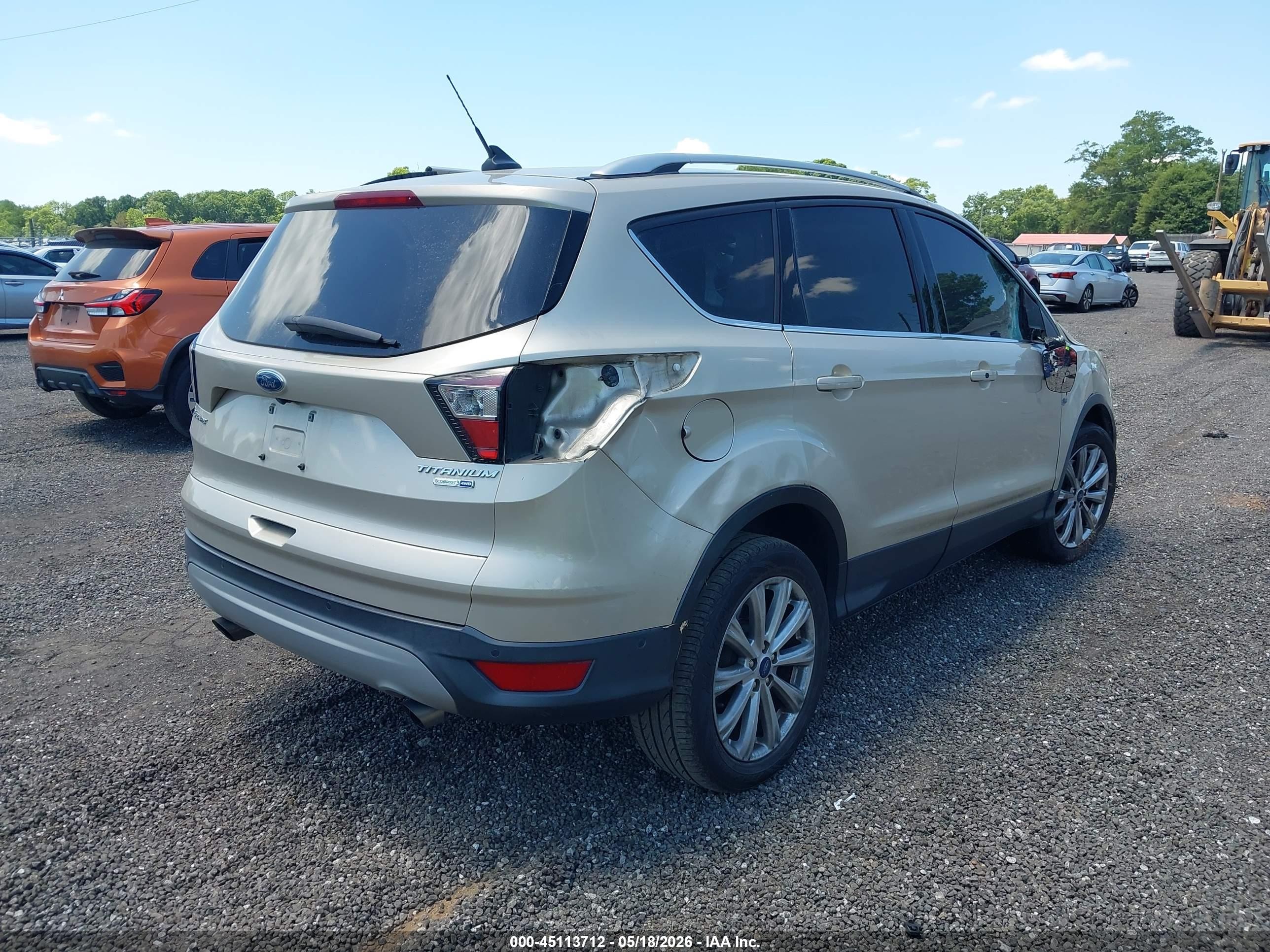 2018 Ford Escape Titanium Beige vin: 1FMCU9J91JUD62055