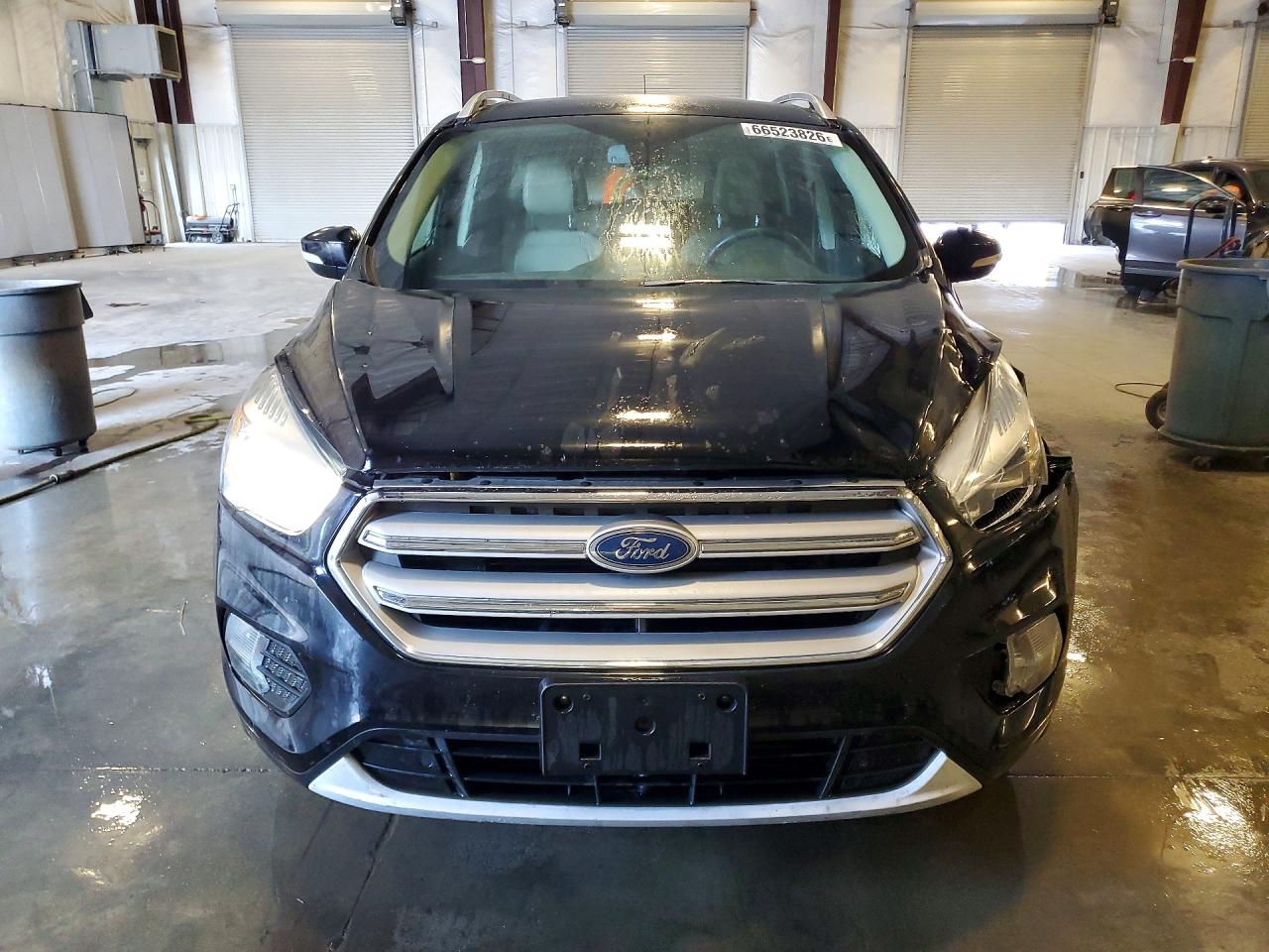2019 Ford Escape Titanium Black vin: 1FMCU9J91KUC33461