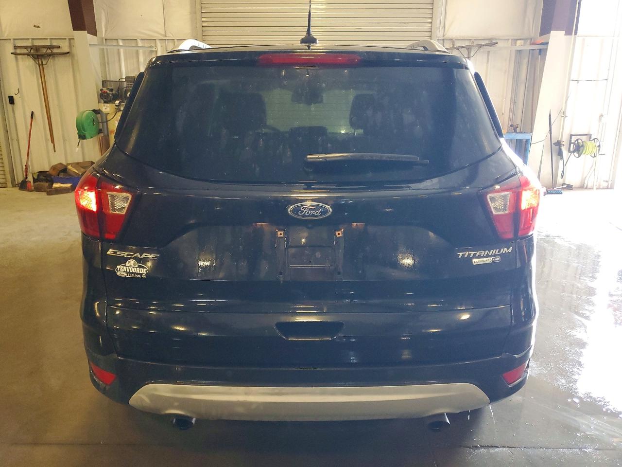2019 Ford Escape Titanium Black vin: 1FMCU9J91KUC33461