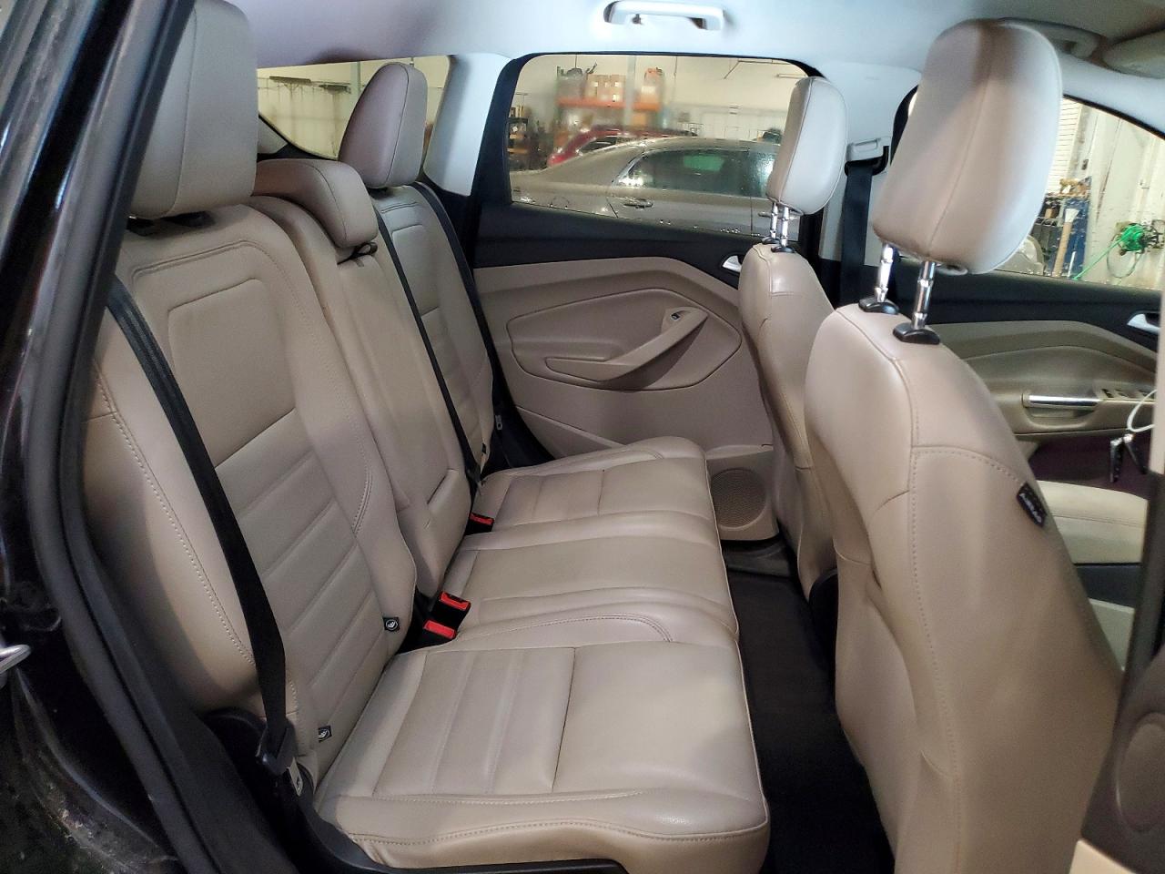 2019 Ford Escape Titanium Black vin: 1FMCU9J91KUC33461