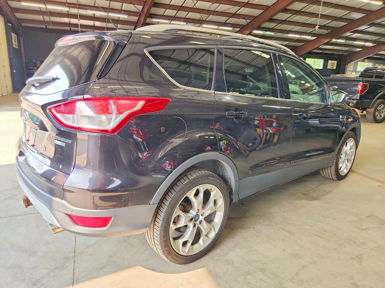 2013 Ford Escape Titanium Black vin: 1FMCU9J92DUC30104