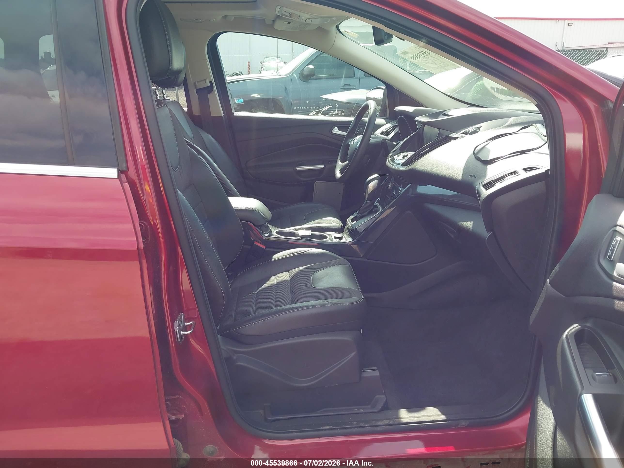 2013 Ford Escape Titanium Красный vin: 1FMCU9J92DUD09868