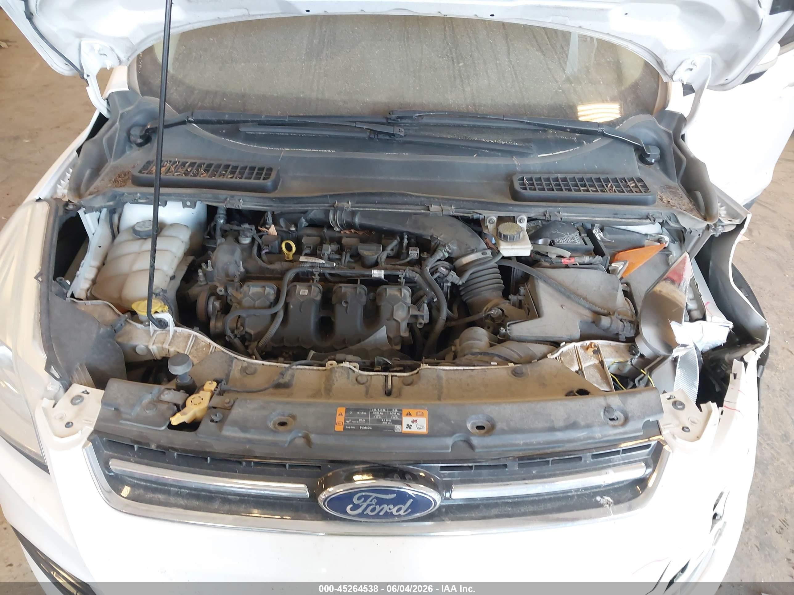2014 Ford Escape Titanium White vin: 1FMCU9J92EUA08440