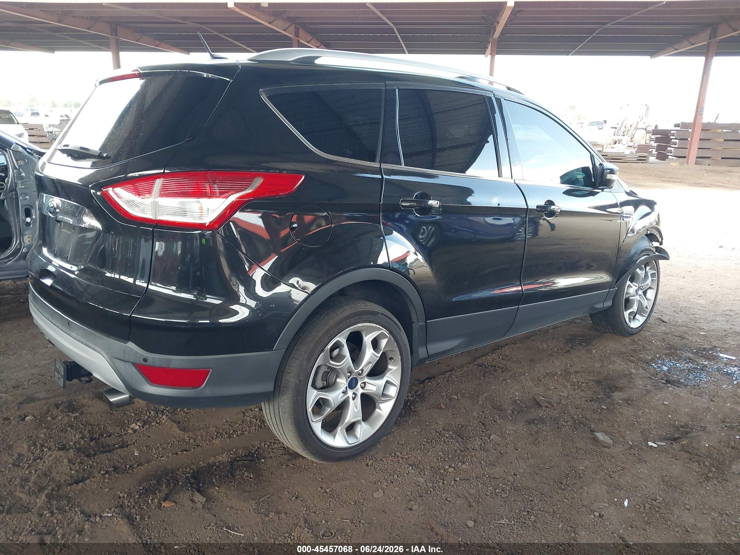 2014 Ford Escape Titanium Черный vin: 1FMCU9J92EUD12660