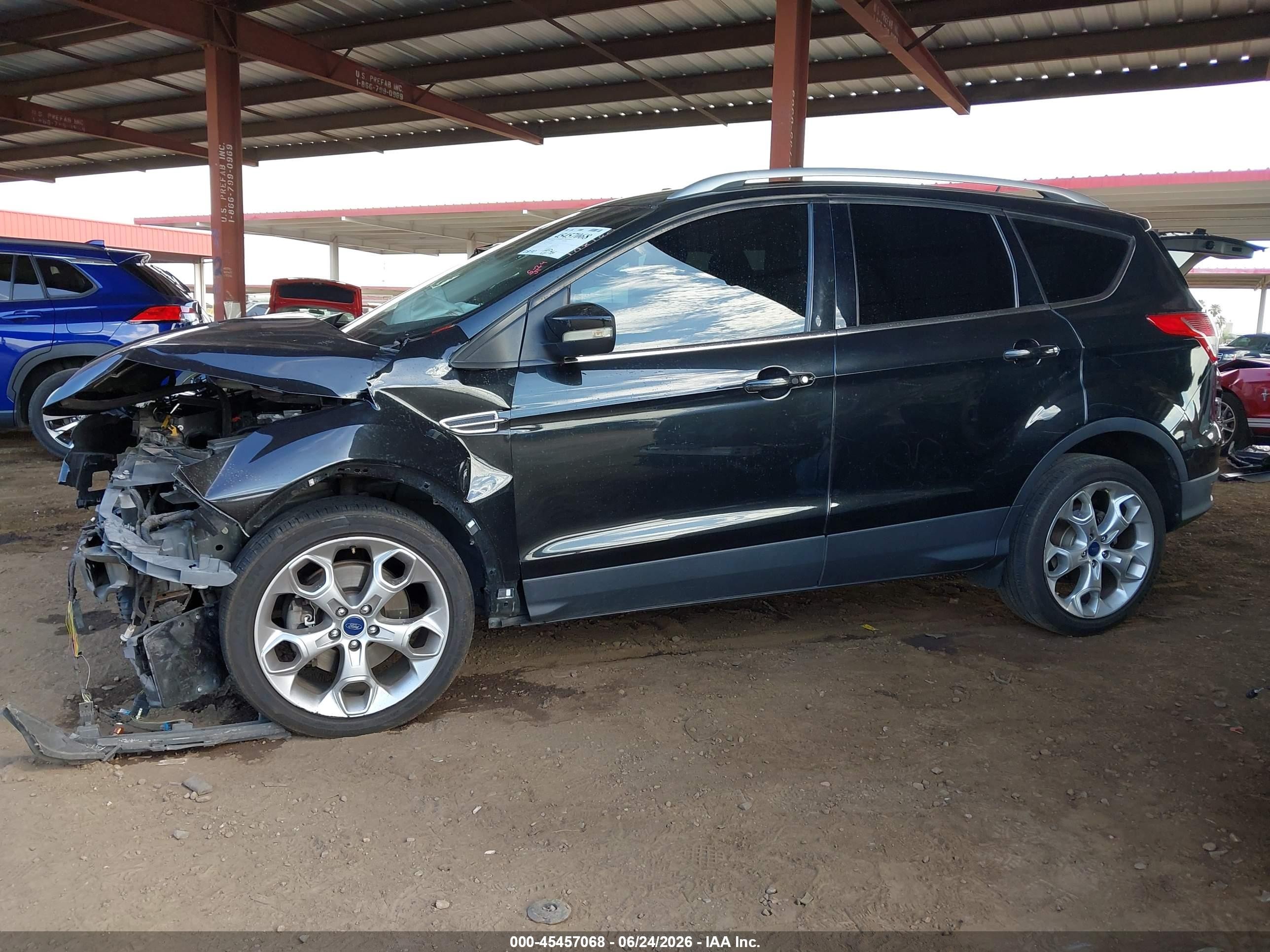 2014 Ford Escape Titanium Черный vin: 1FMCU9J92EUD12660