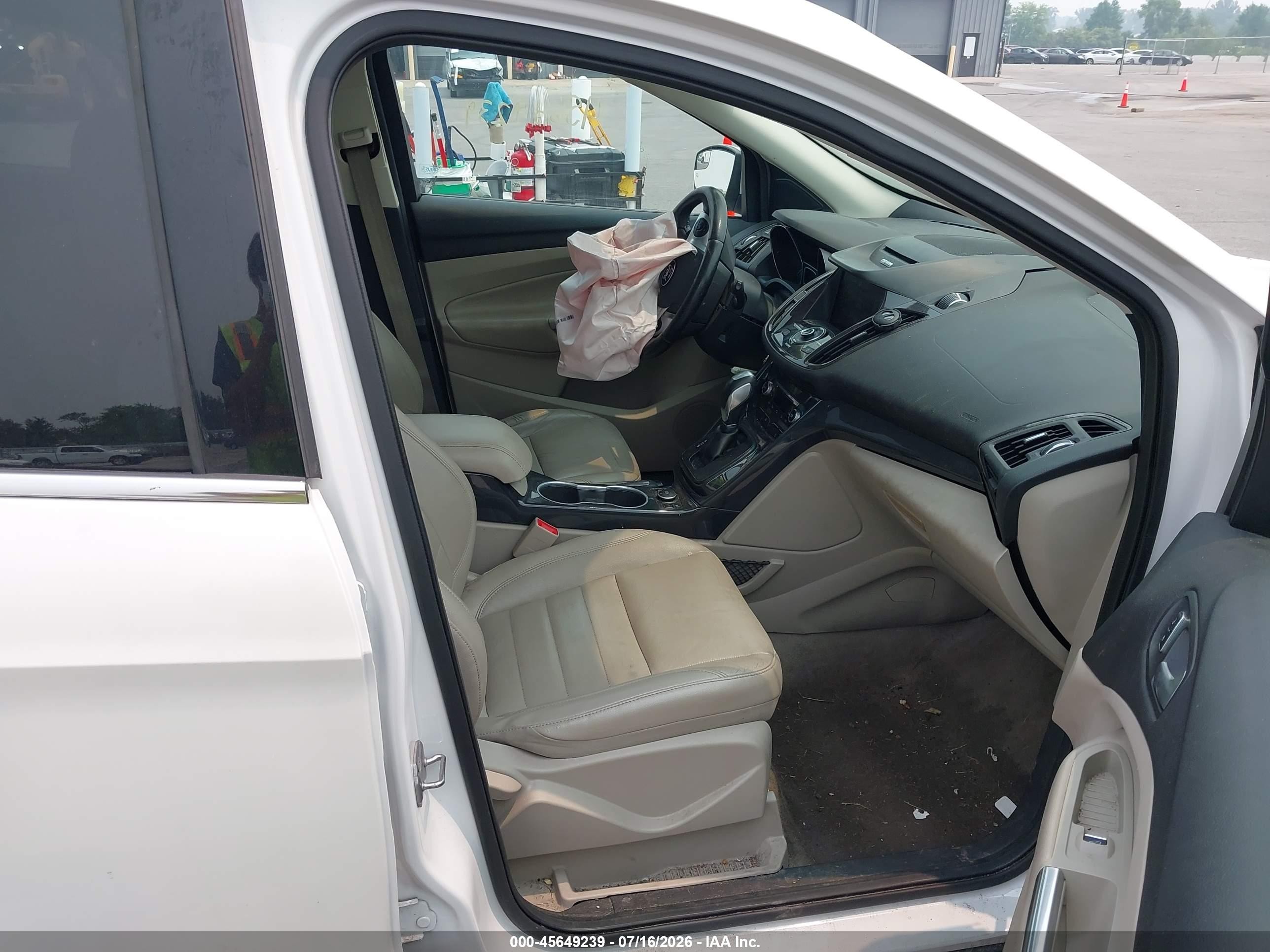 2014 Ford Escape Titanium Белый vin: 1FMCU9J92EUD48316