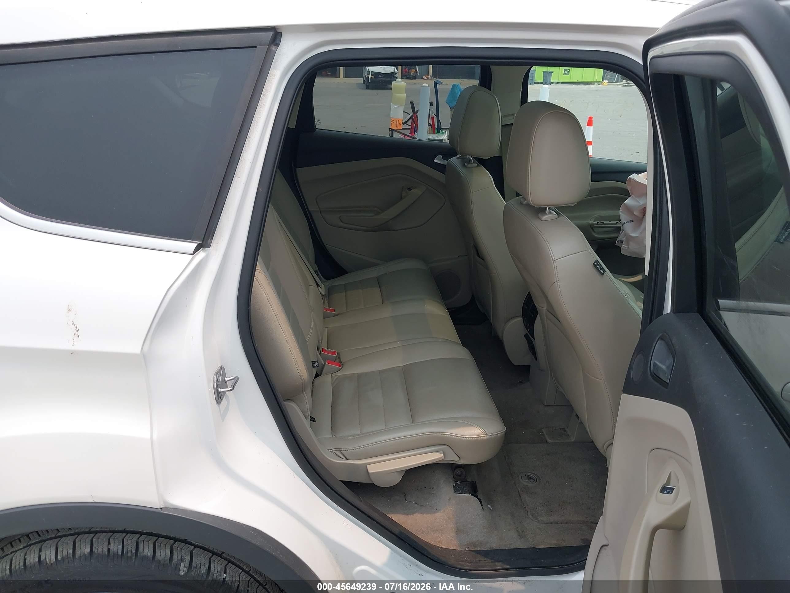 2014 Ford Escape Titanium Белый vin: 1FMCU9J92EUD48316