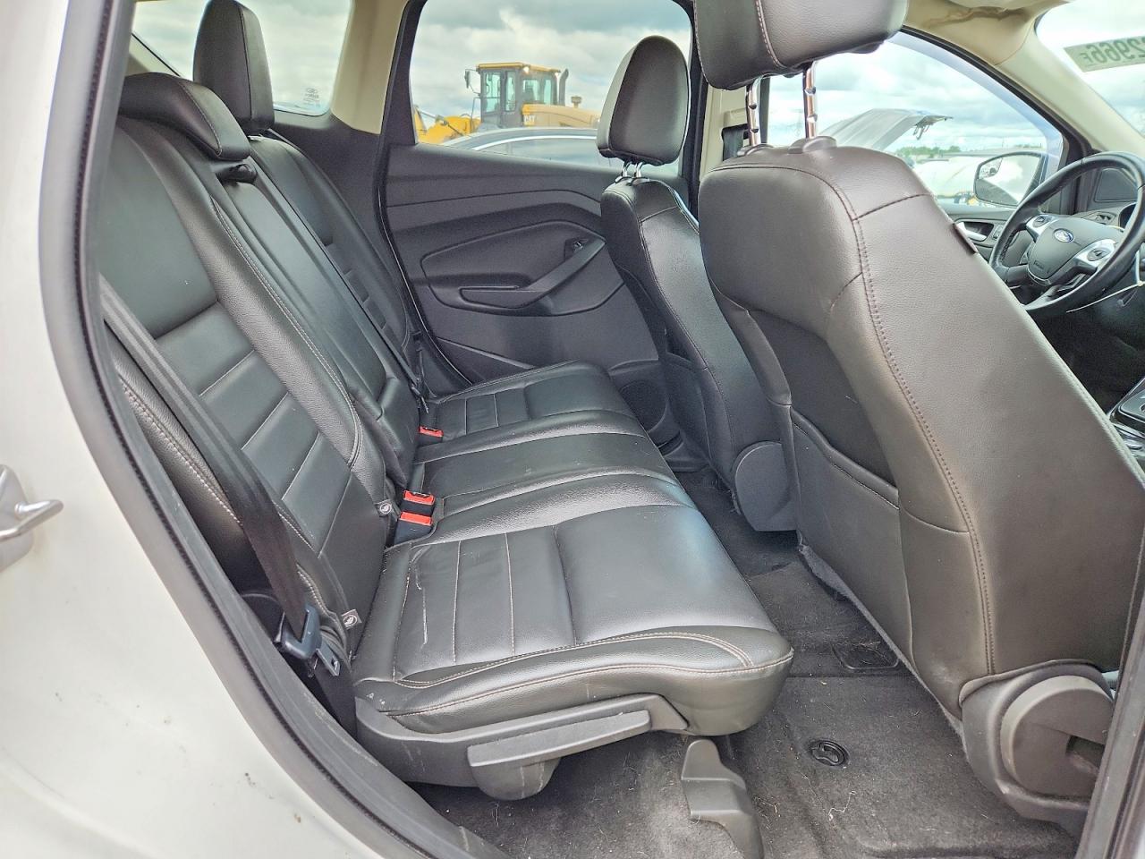 2014 Ford Escape Titanium White vin: 1FMCU9J92EUD63849